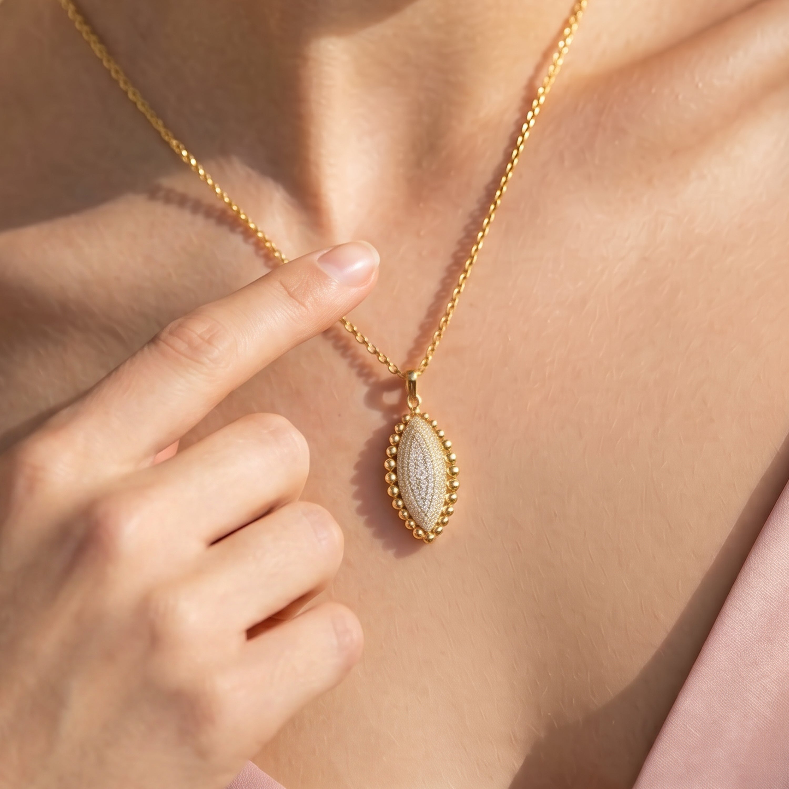 Collana Aizjax finitura oro giallo 18k - Aizjax BIANCO