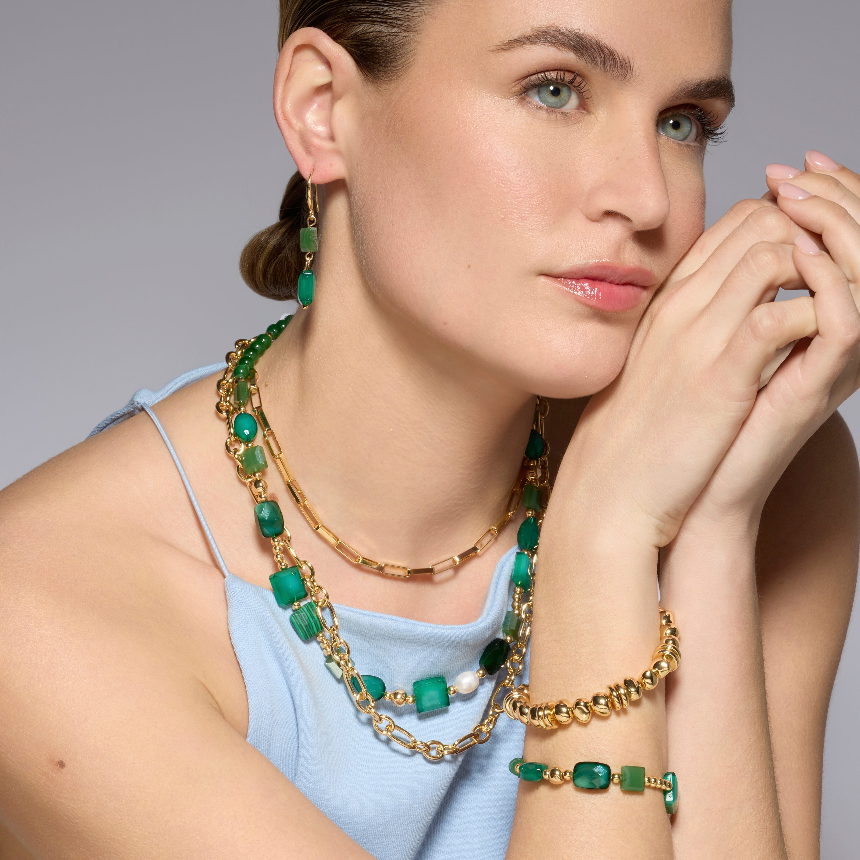 Collar acabado oro amarillo de 18k y Resina Verde - Nyste