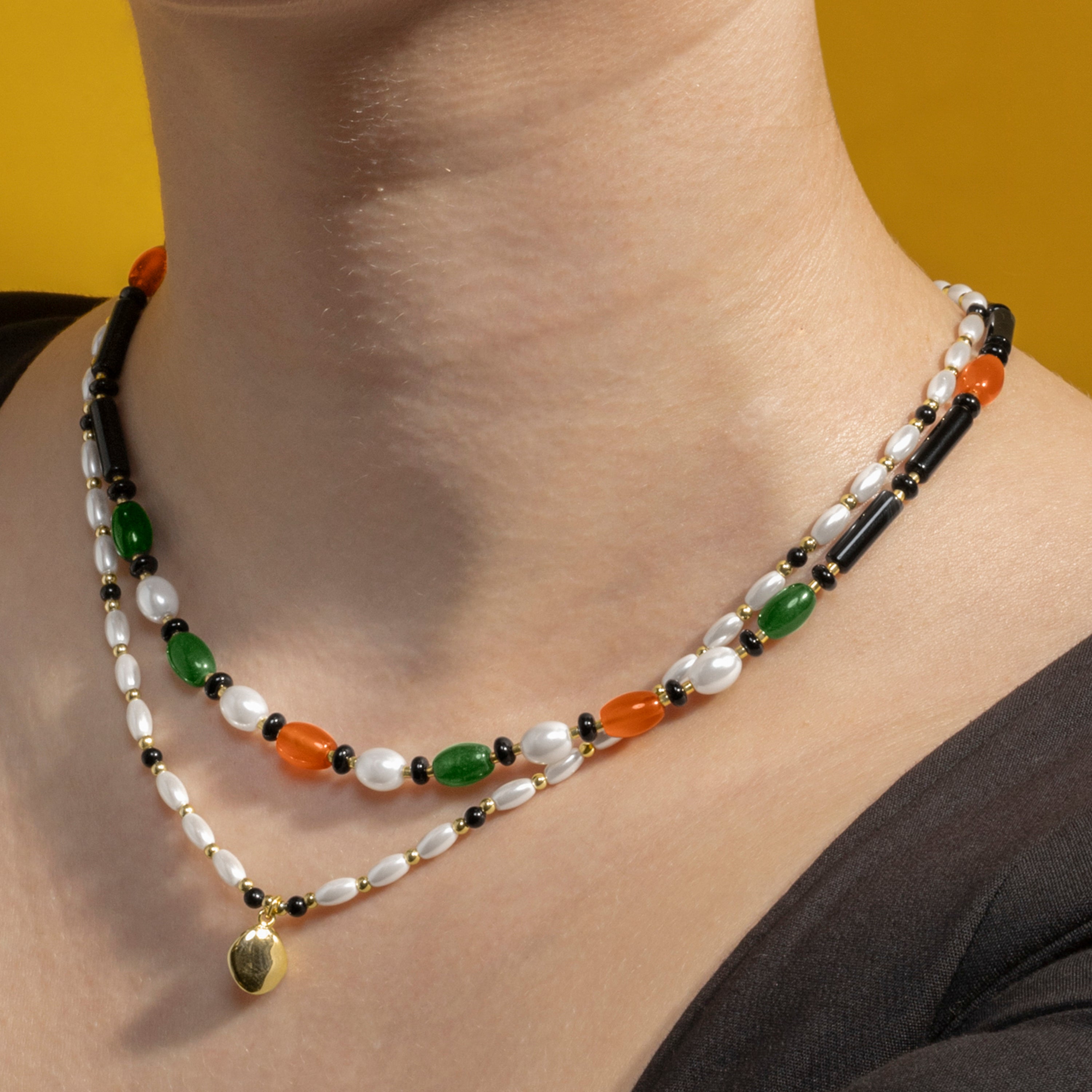 Necklace with Onyx finished in 18k gold - Coepil