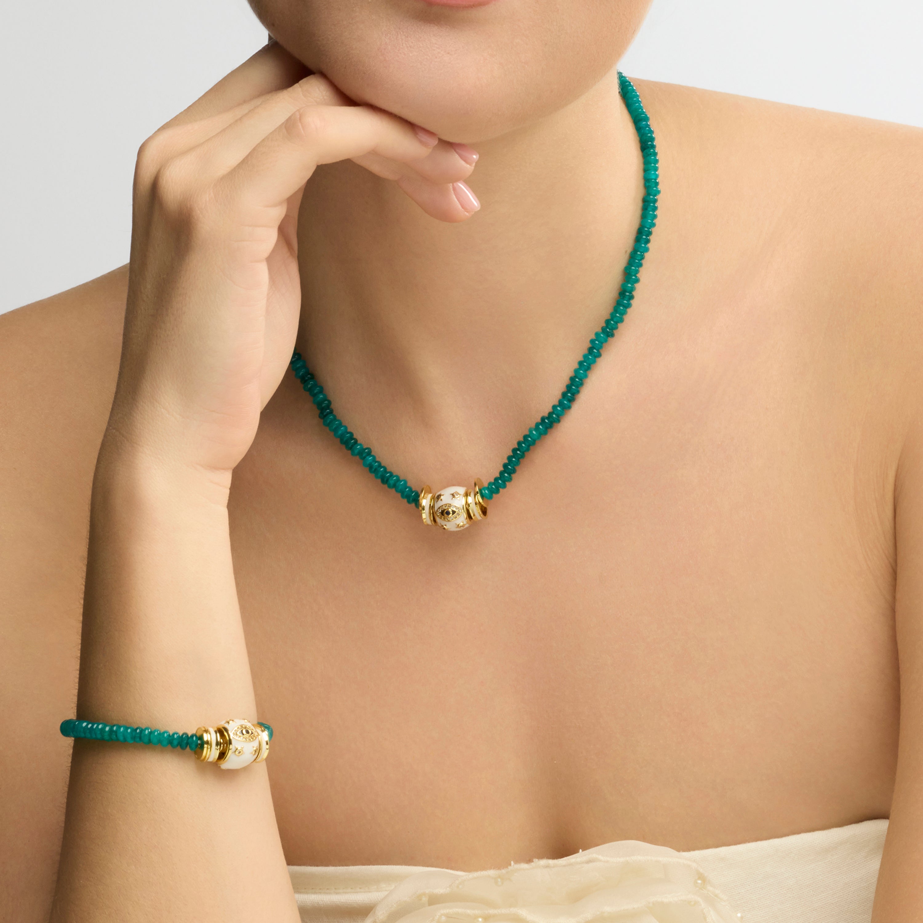 Collier finition or jaune 18 carats et jade vert - Hamco