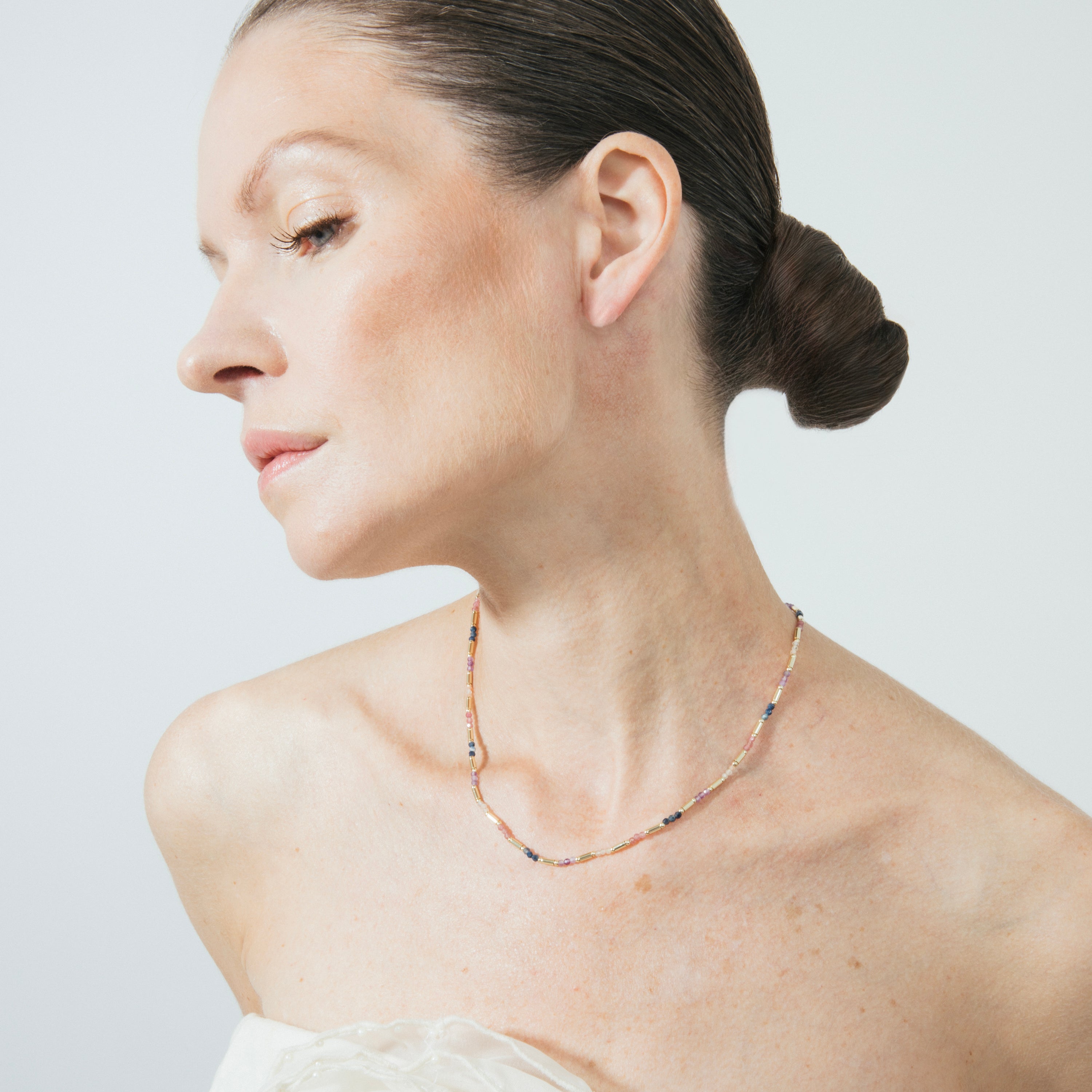 Collar de Cristal Multicolor acabado en oro amarillo de 18k - Athas