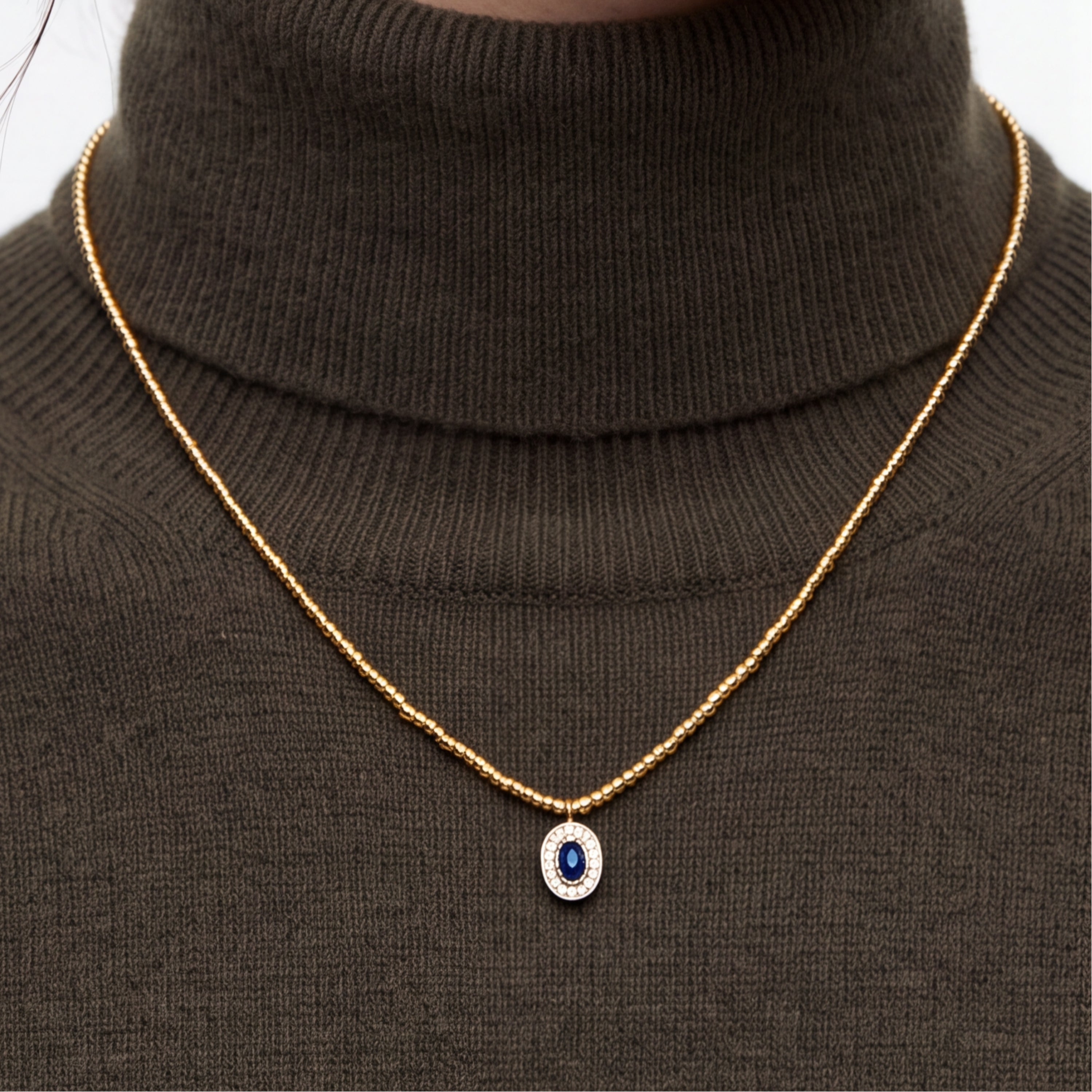 Collar de Circonita Zafiro acabado en oro amarillo de 18k - Sahspu