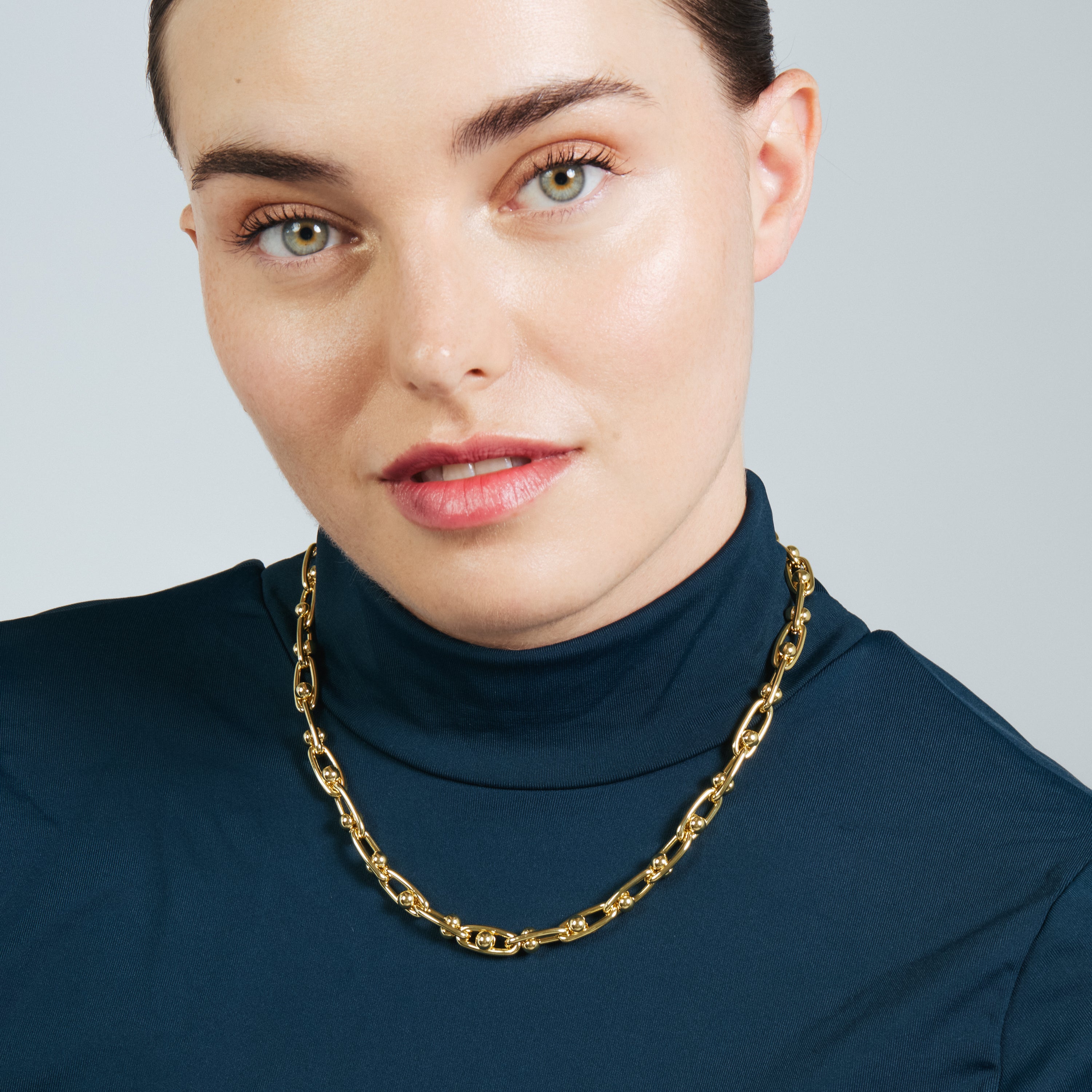 Collar de Circonita Brillante acabado en oro amarillo de 18k - Hamle