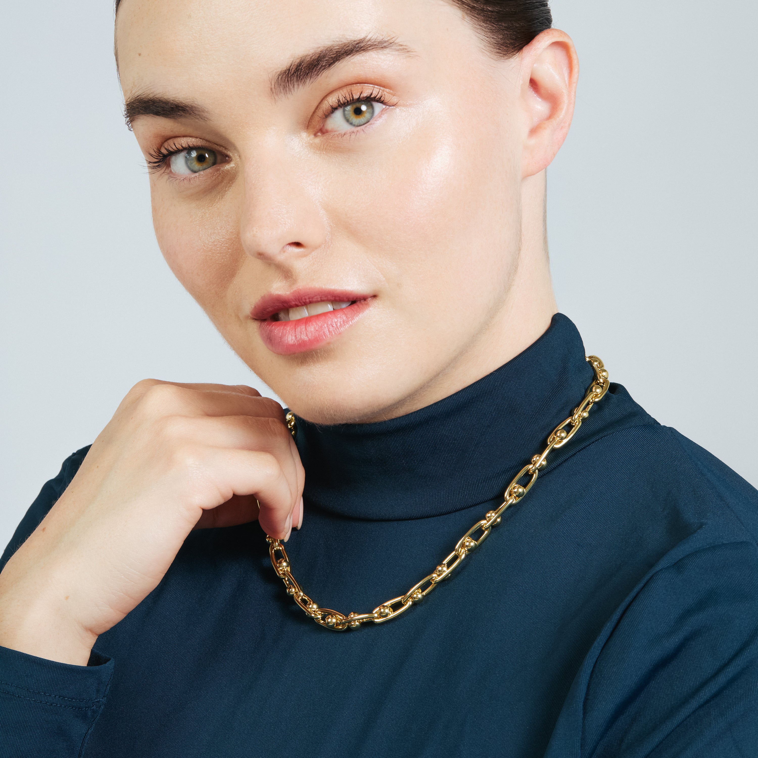 Collar de Circonita Brillante acabado en oro amarillo de 18k - Hamle