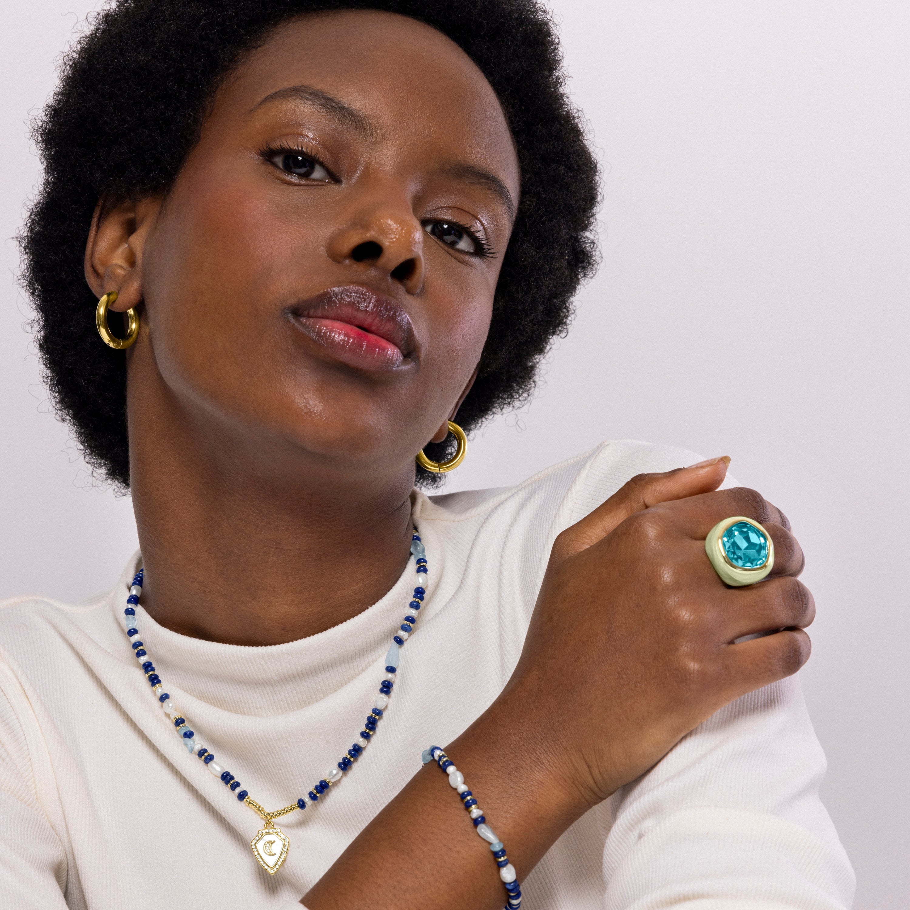 Anillo de Cristal Verde acabado en oro amarillo 18K - Mantis