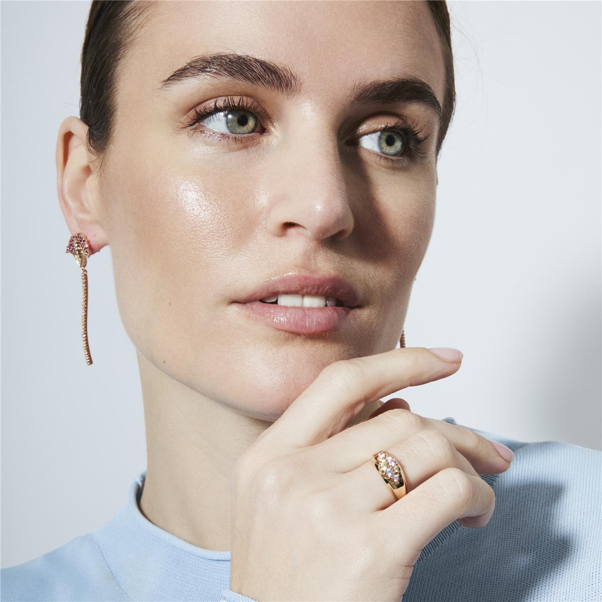 Anillo de Circonita Brillante acabado en oro amarillo de 18k - Banuo