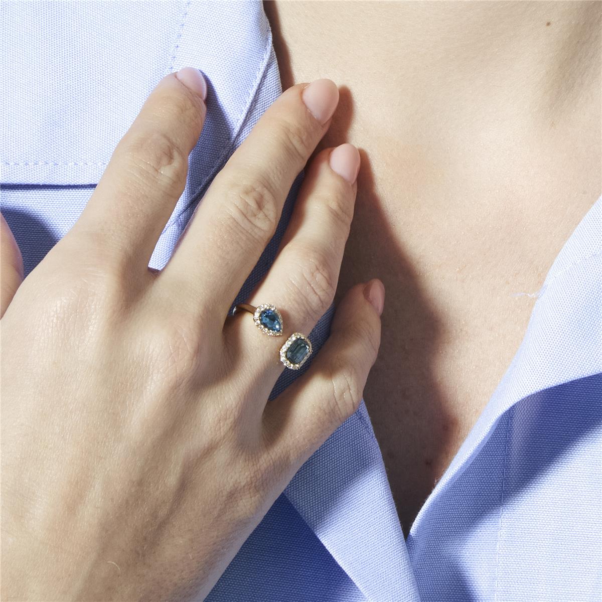 Anillo de Circonita Topacio Azul acabado en oro amarillo de 18k - Myne