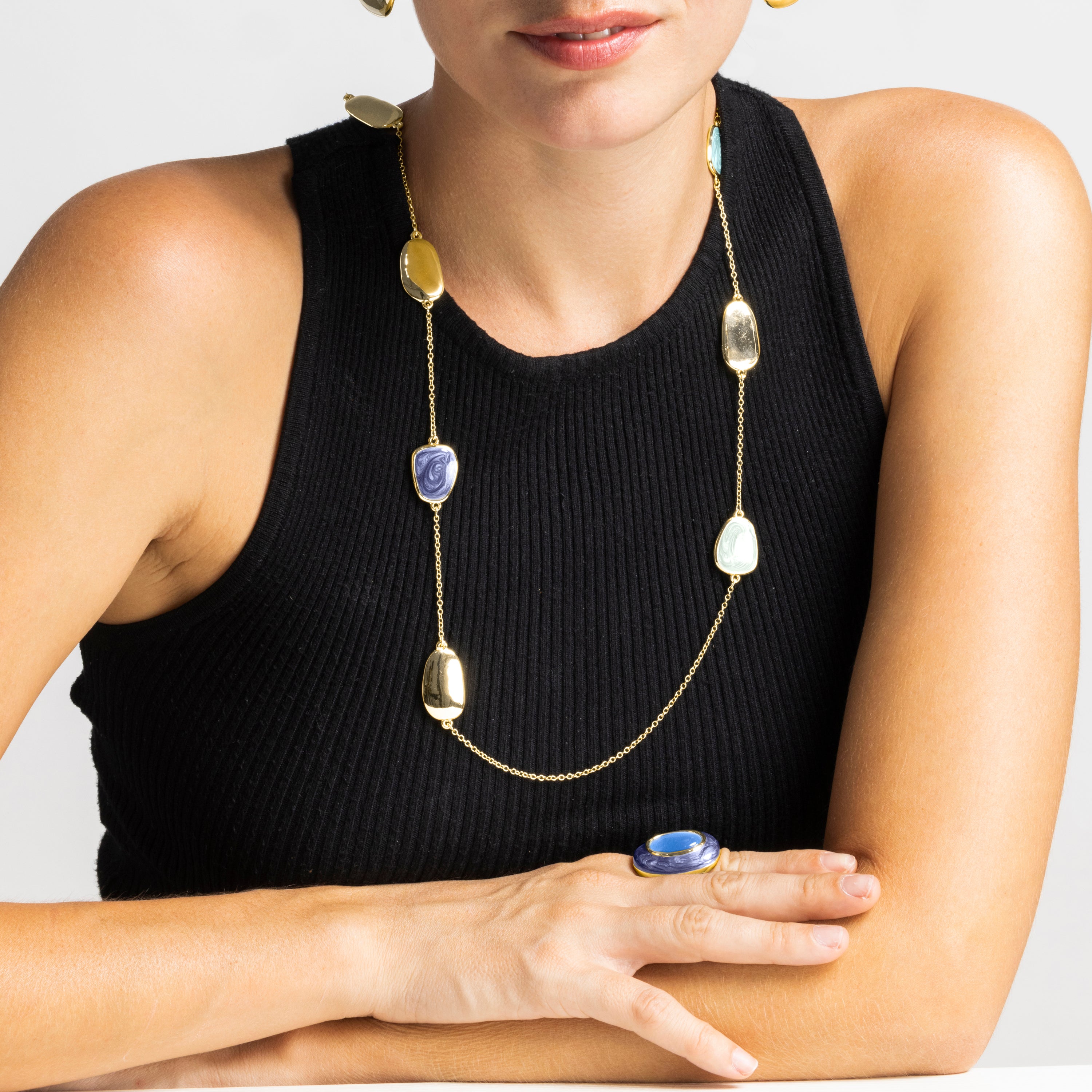Ring with Blue Cat's Eye finished in 18k gold - Gori