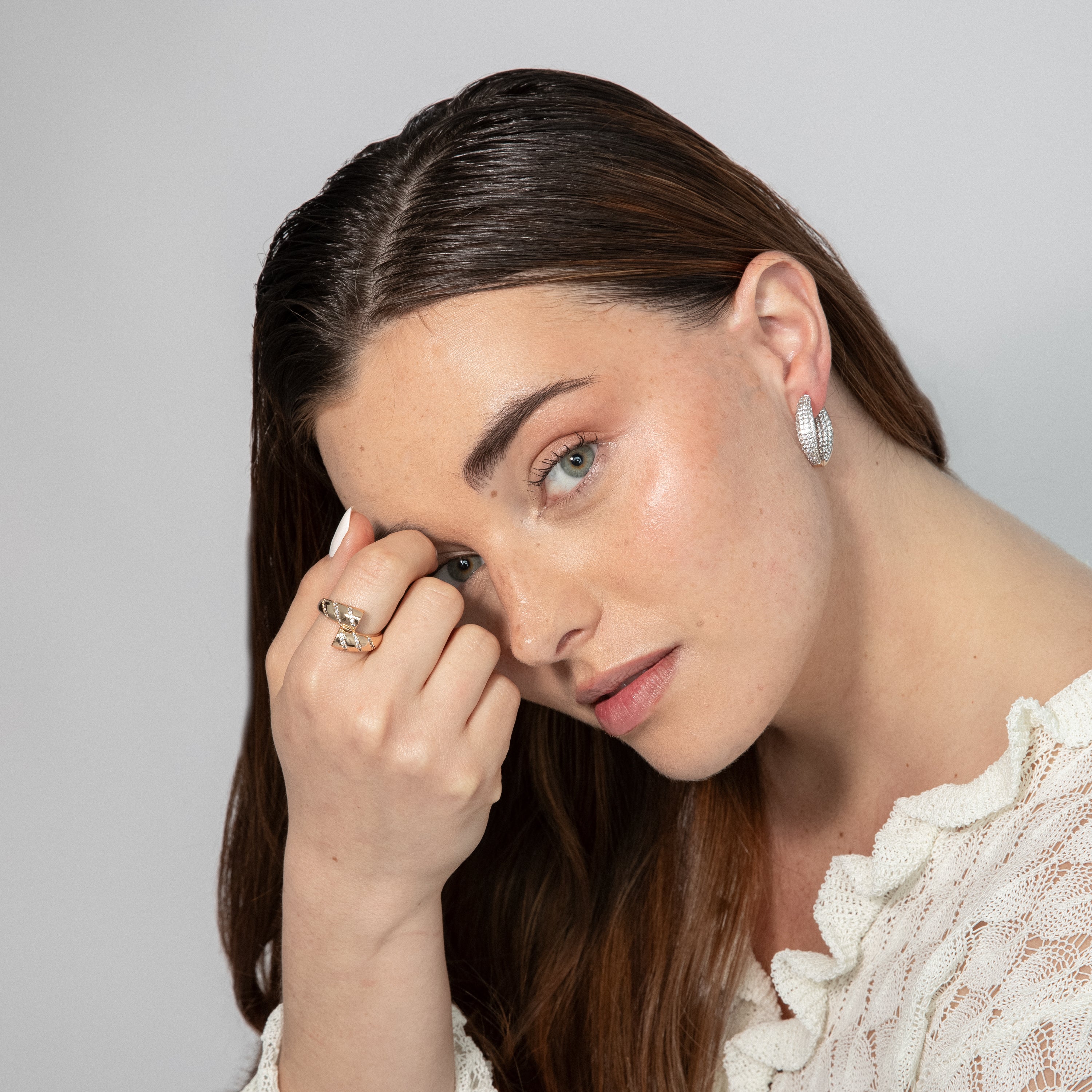Glänzender Zirkonring mit 18k Gelbgold-Finish - Phehowl