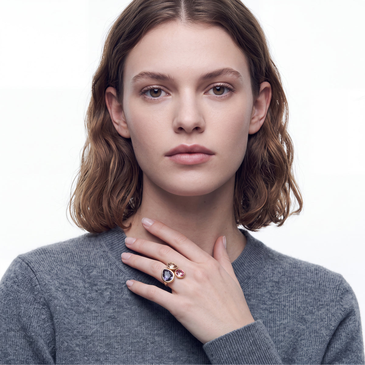 Anillo de Cristal Multicolor acabado en oro amarillo de 18k - Moodab