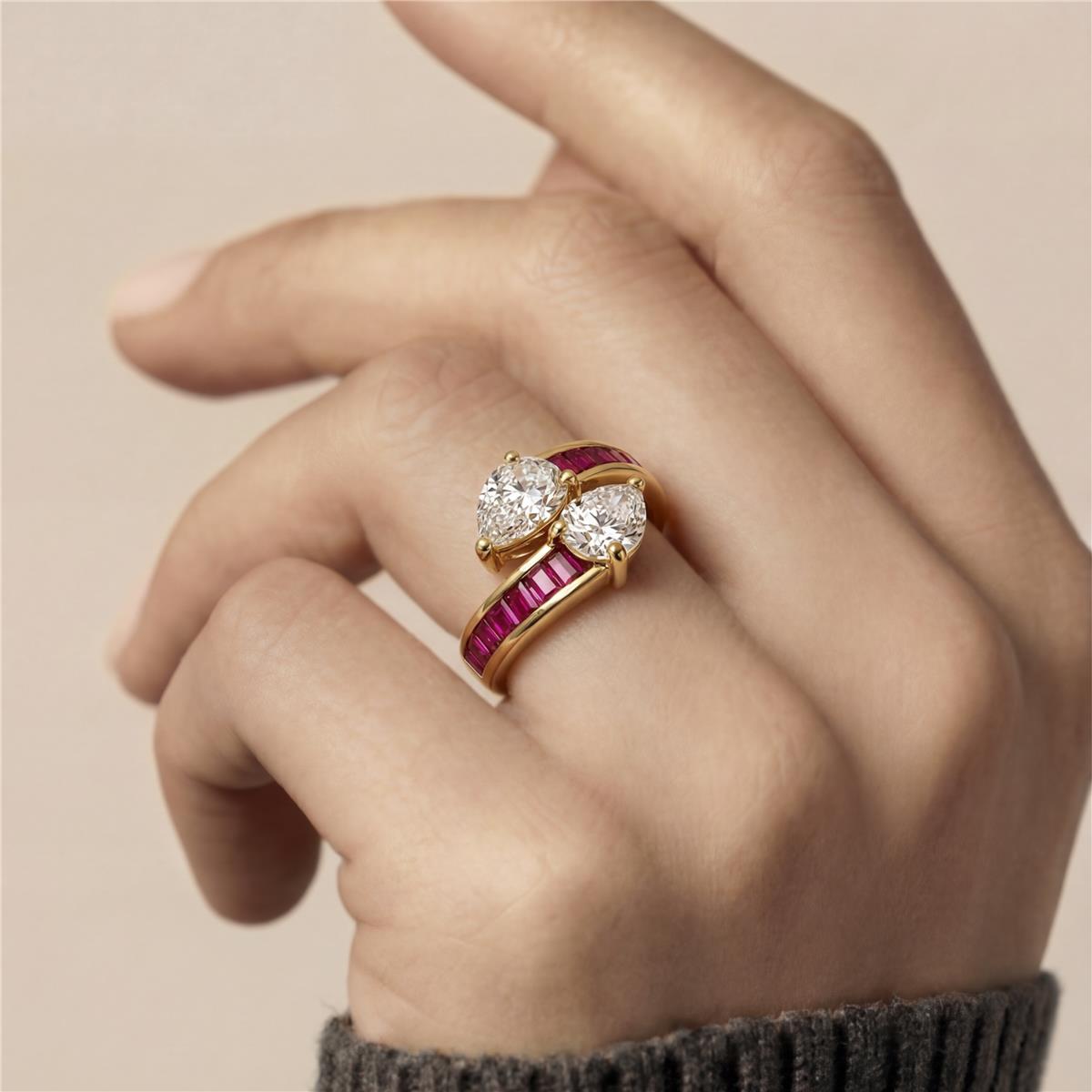 Ring with Brilliant Zirconia finished in 18k gold - Darbia