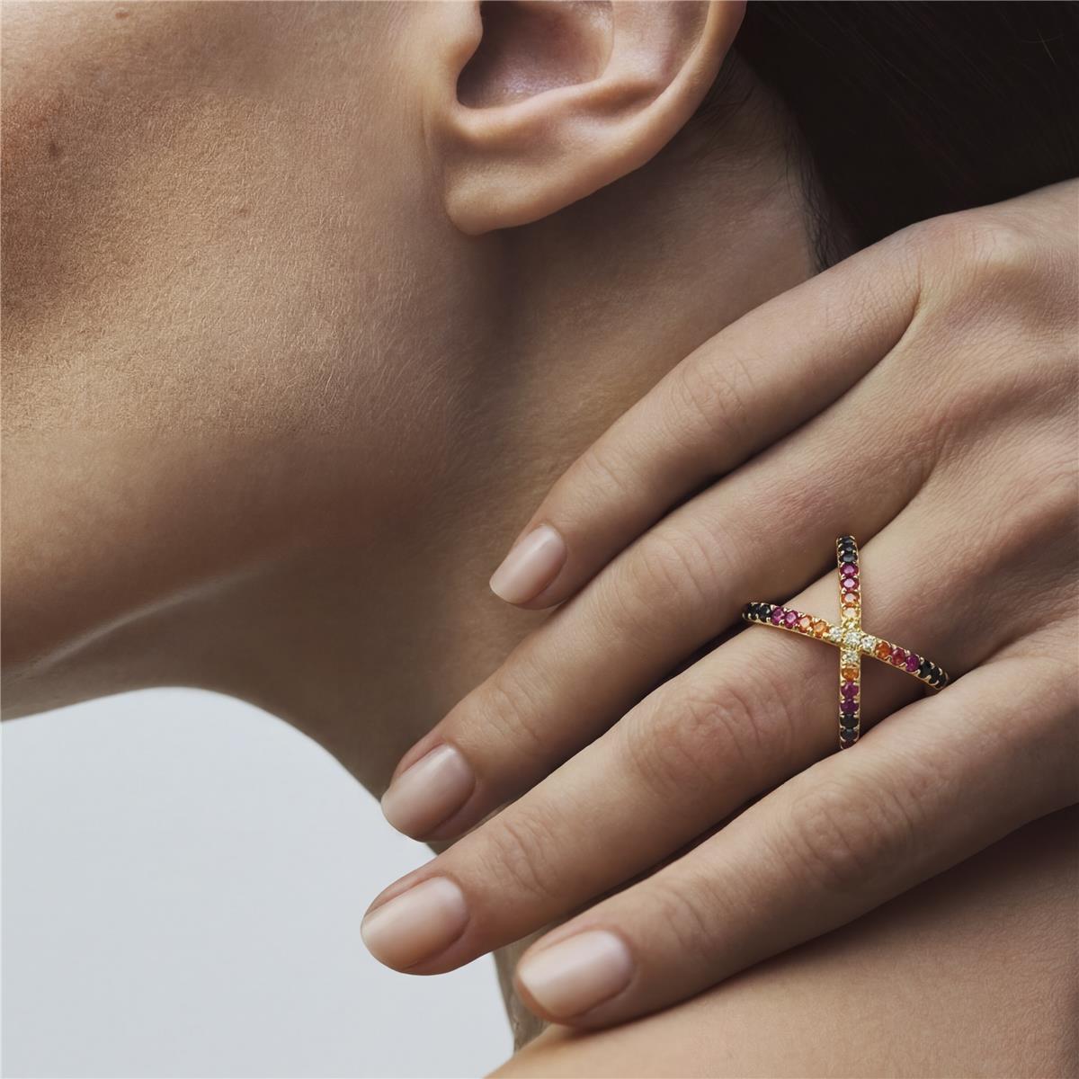 Anillo de Circonita Multicolor acabado en oro amarillo de 18k - Zadra