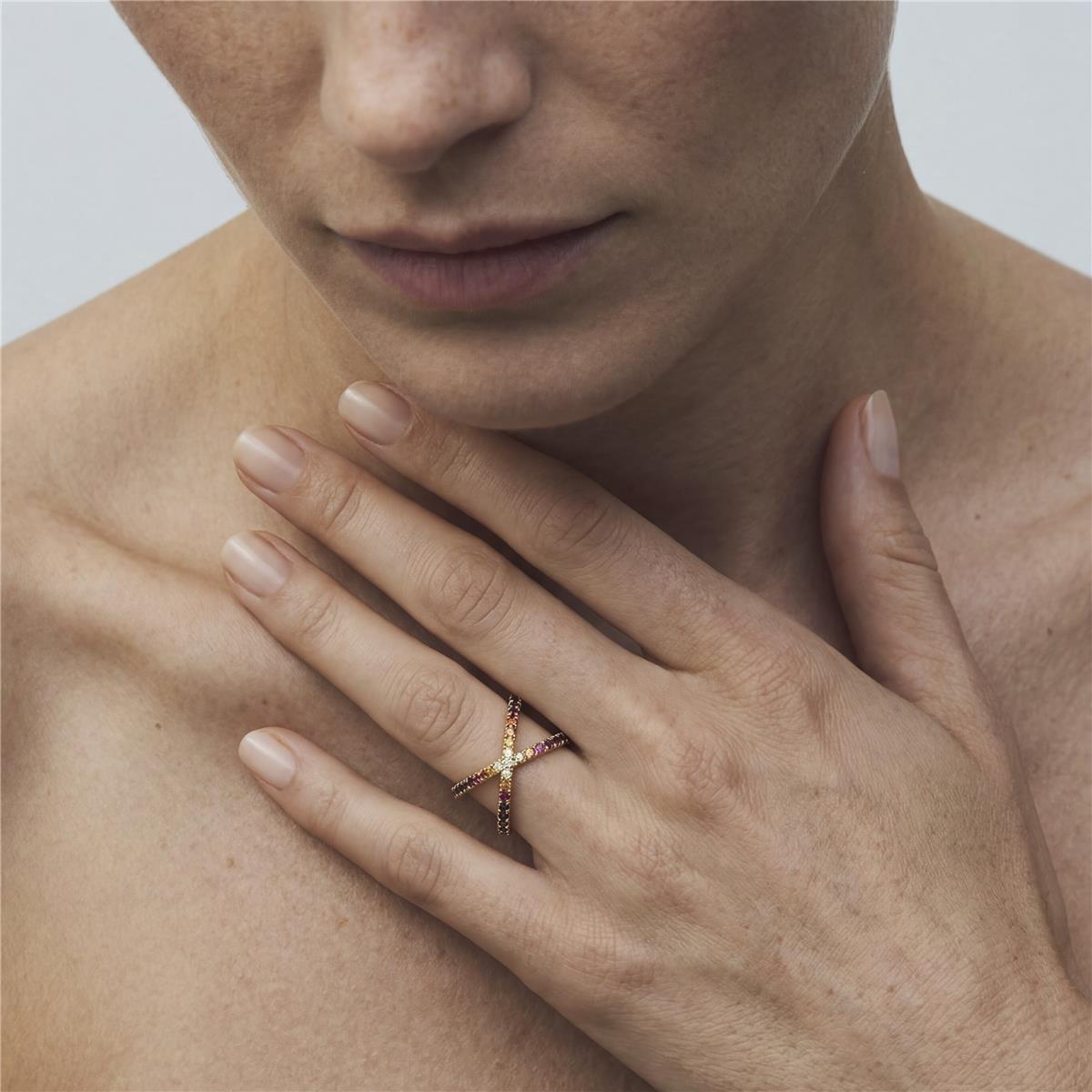 Anillo de Circonita Multicolor acabado en oro amarillo de 18k - Zadra