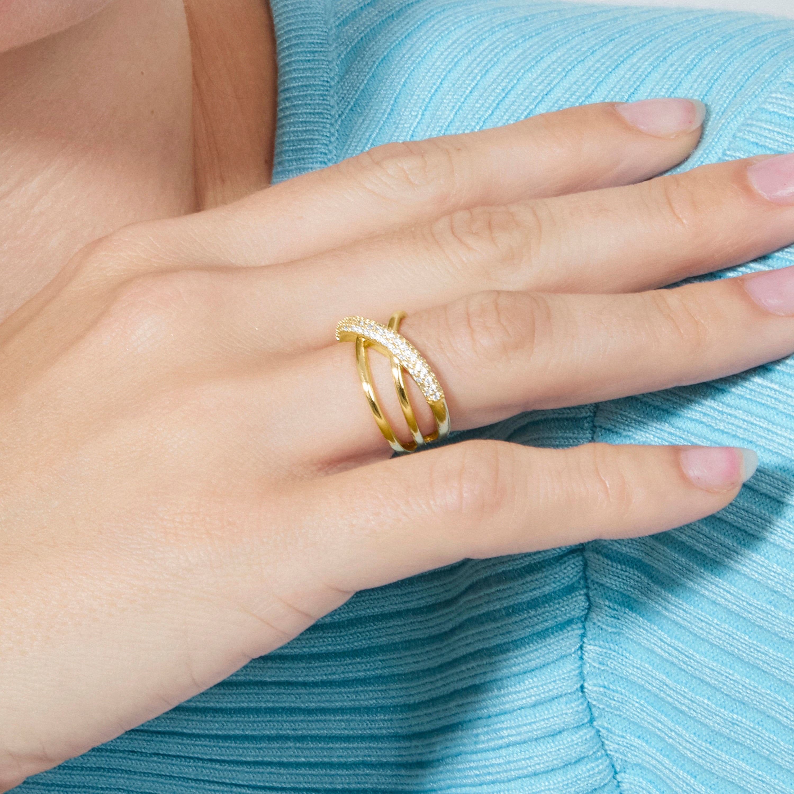 Bague en zircon brillant finition or jaune 18 carats - Jedrac