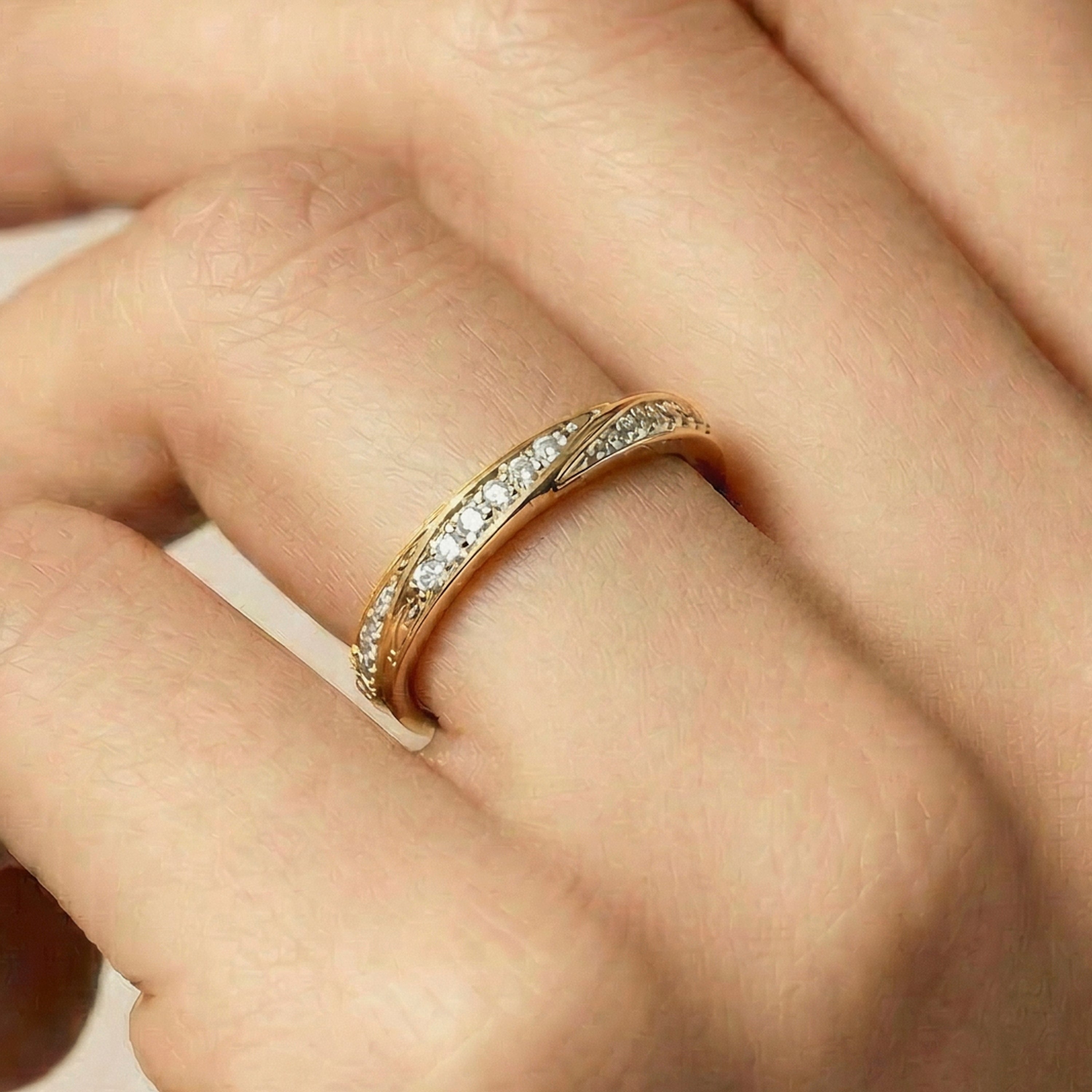 Anel de Zircónia Brilhante com acabamento em ouro amarelo de 18k - Hagoe