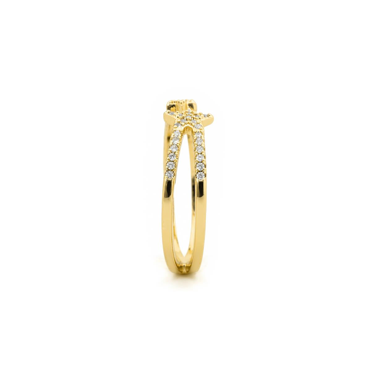 Anillo de Aleación de Metal y Circonita Brillante acabado en oro amarillo de 18k - Helmsu
