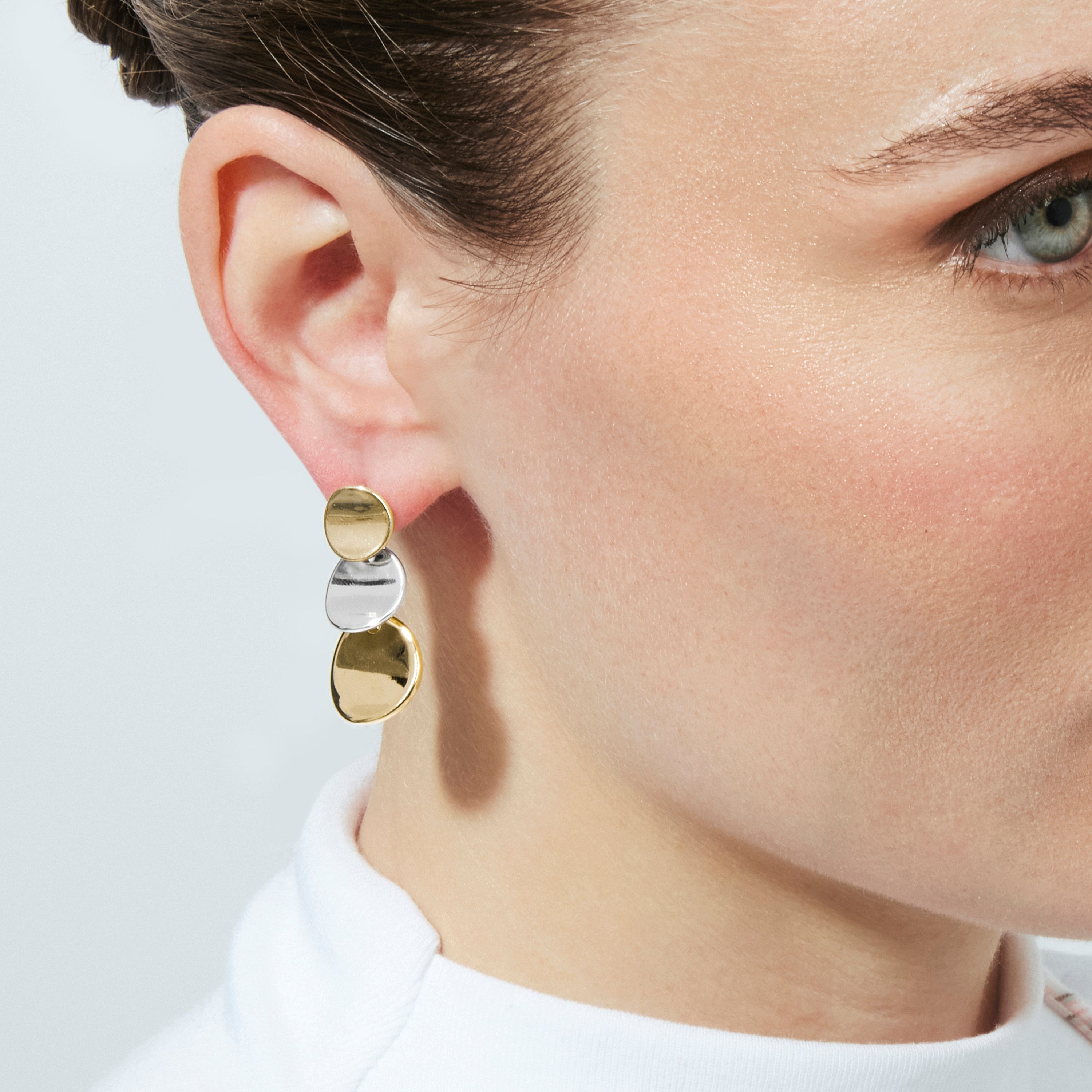 Brincos com acabamento em ouro amarelo de 18k - Nahab