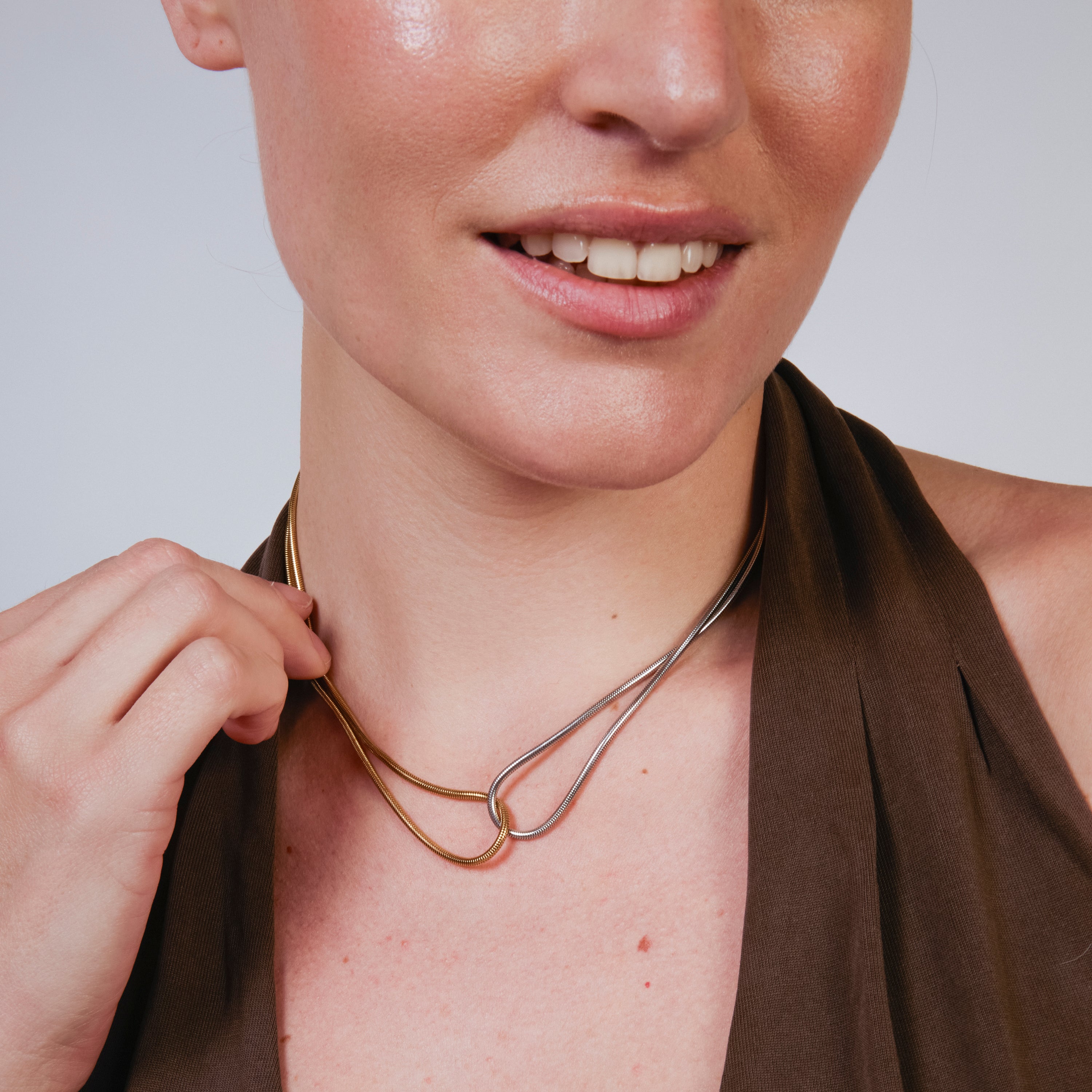 Collar acabado en oro amarillo de 18k - Shadu