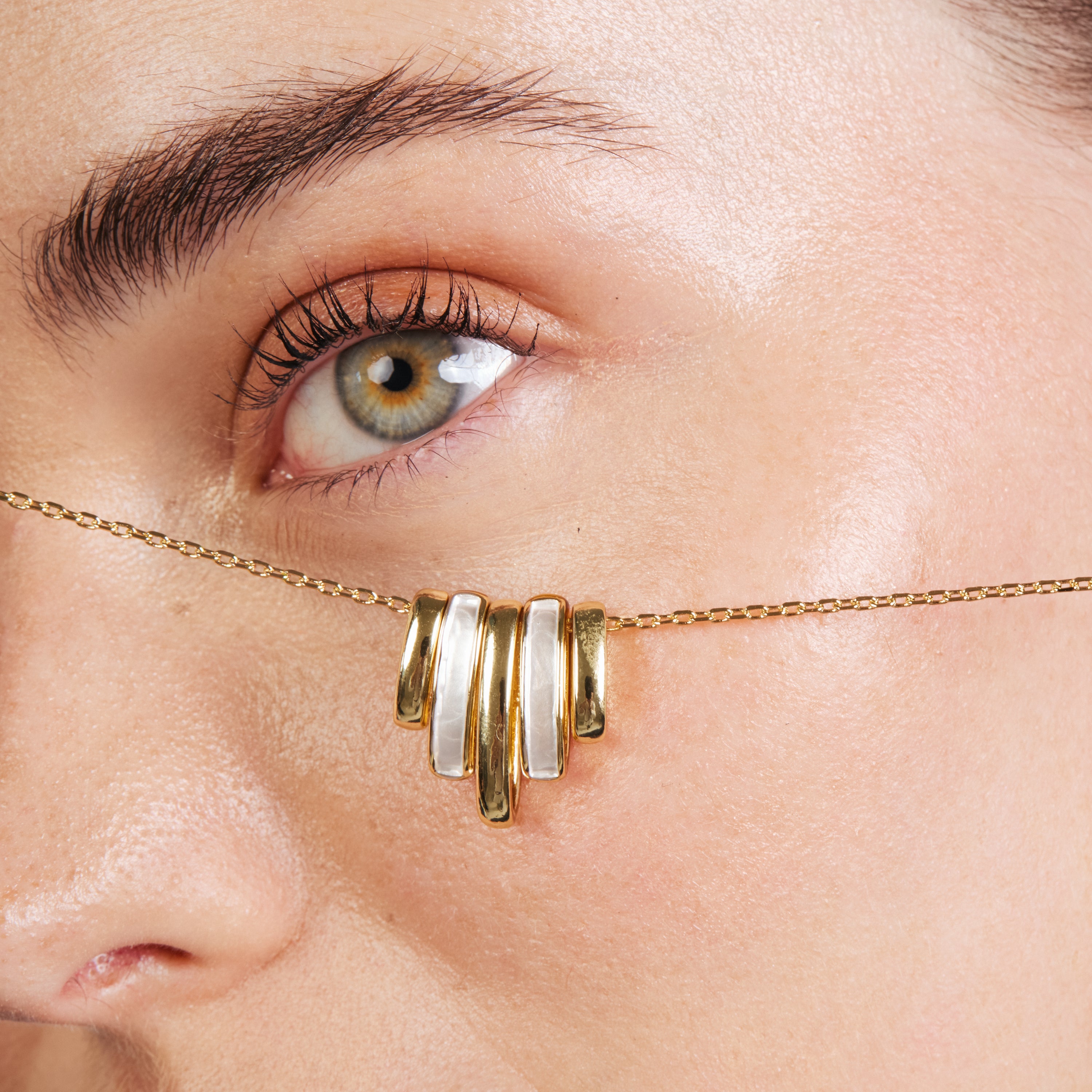 Necklace with rhodium, 18k yellow gold, and rose gold finish - Eresron