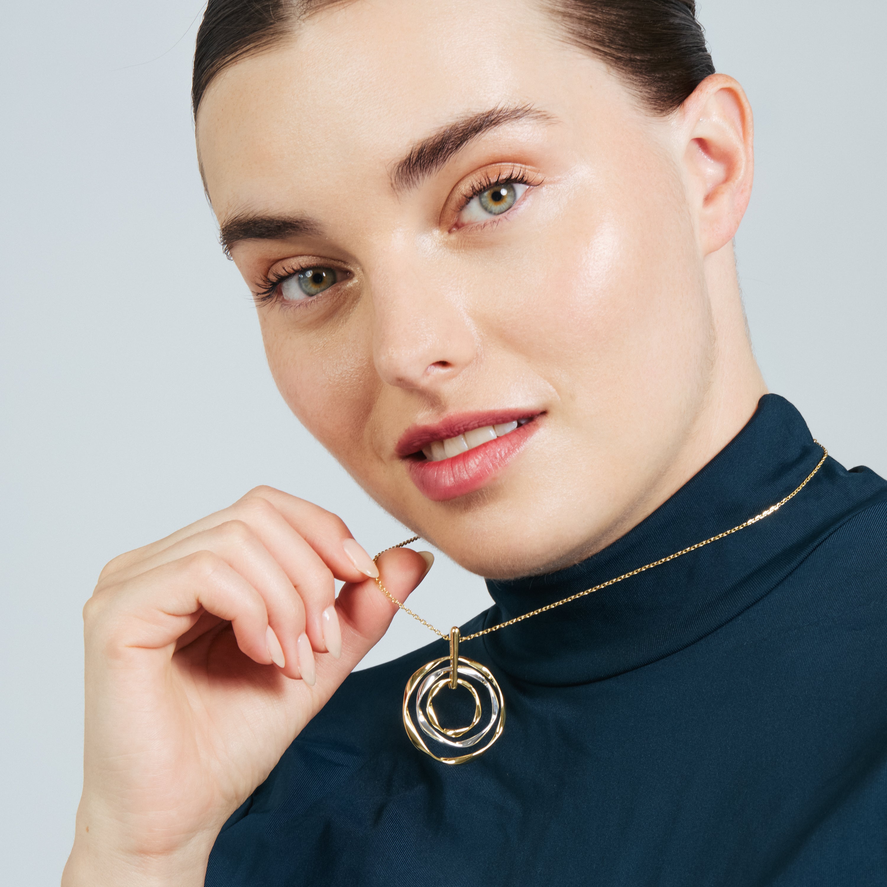 Collar acabado en rodio, oro amarillo y rosa de 18k - Daban