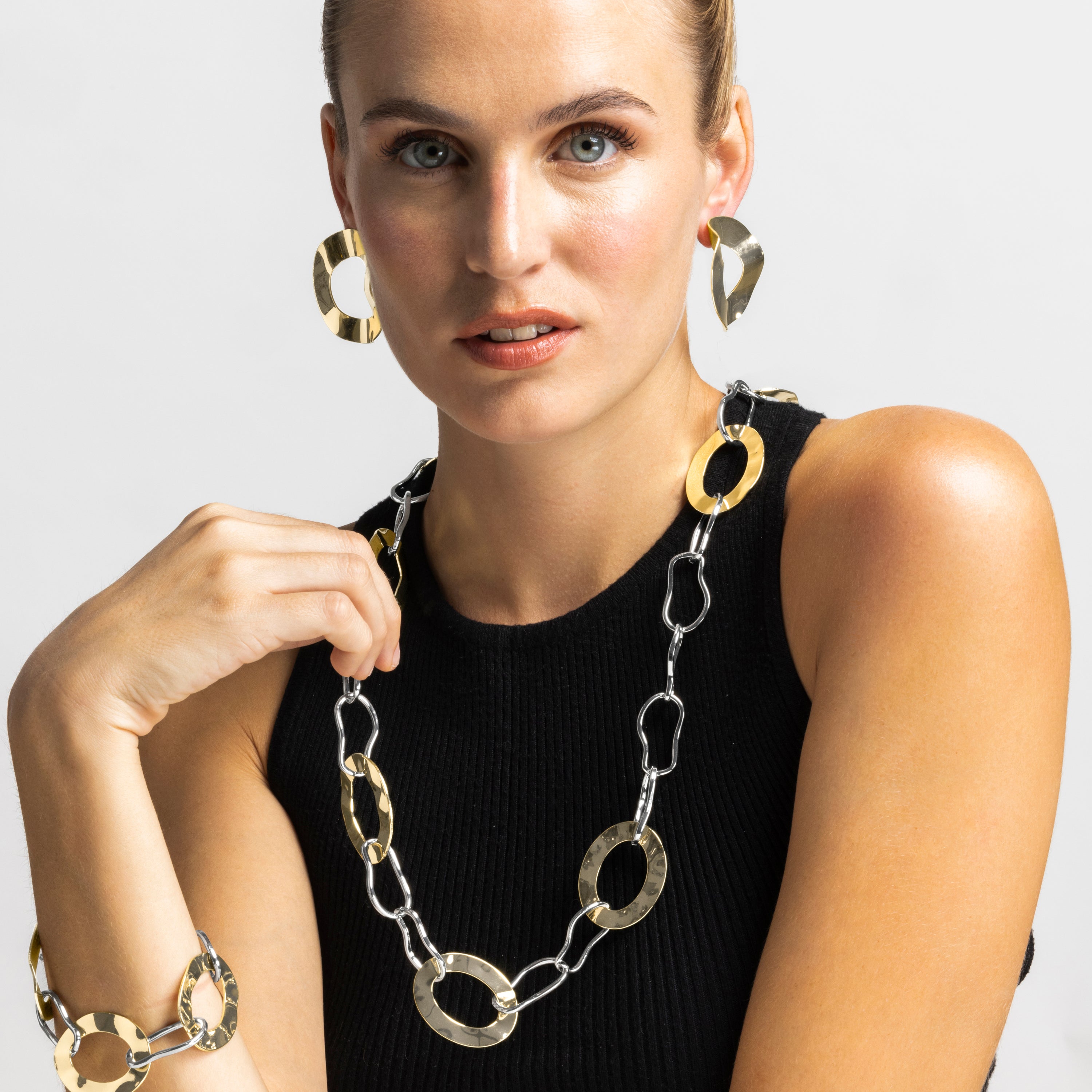 Colar acabamento ouro 18k - Shumi