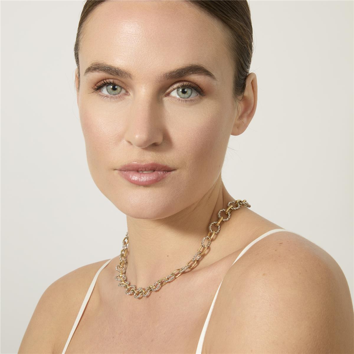 Colar acabado em ouro amarelo de 18k - Liona
