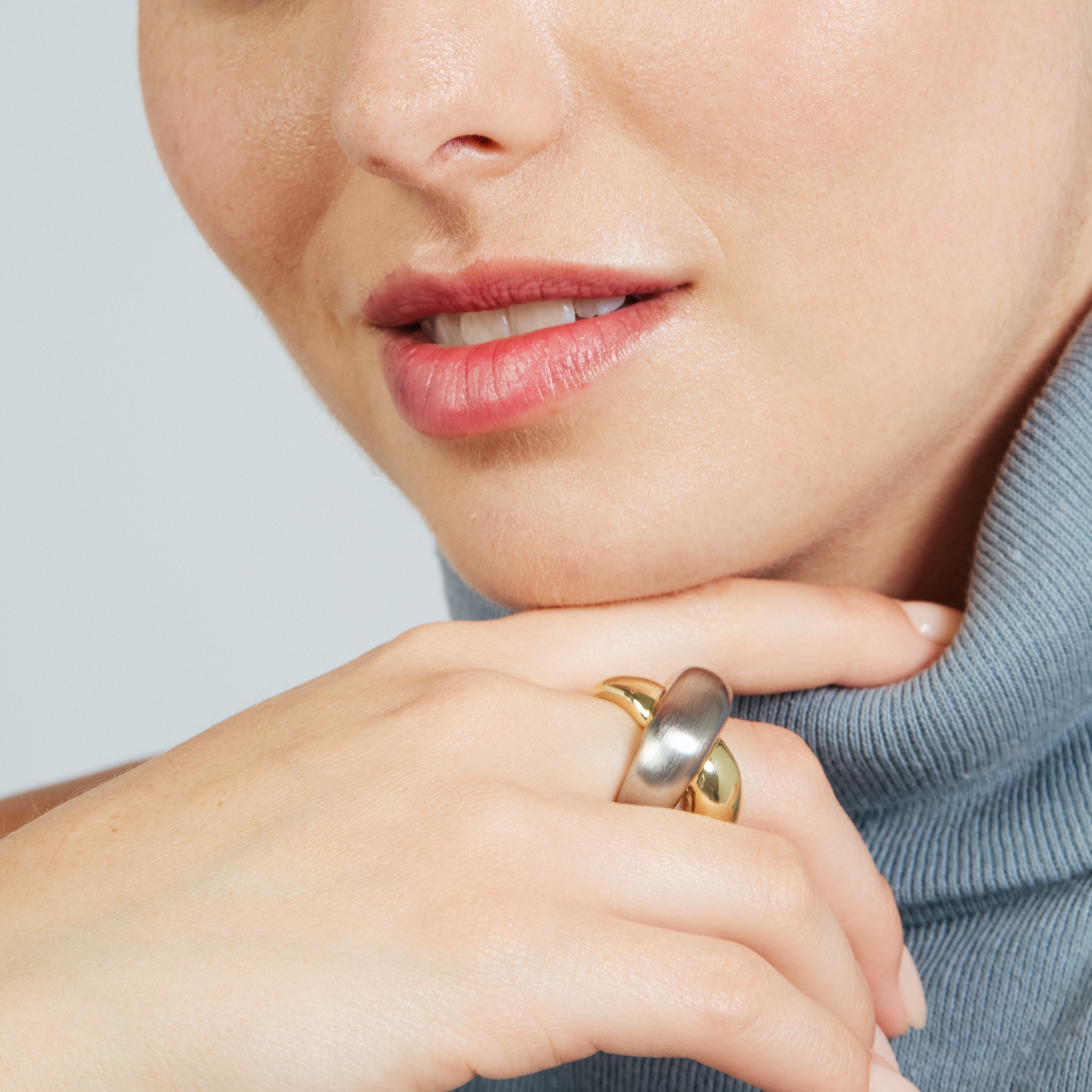 Anillo acabado en rodio, oro amarillo y rosa de 18k - Stalor