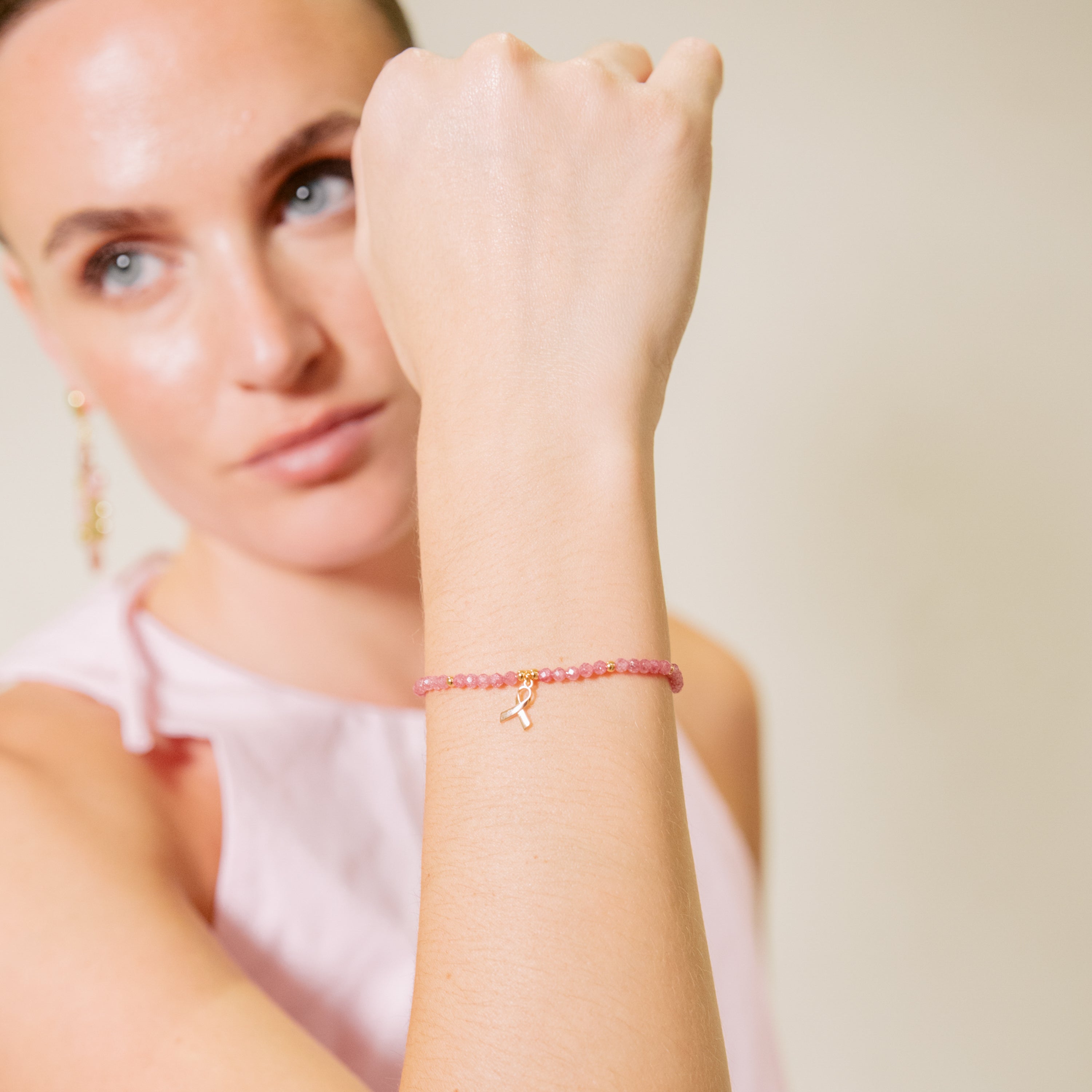 Pulseira Laço acabamento ouro rosa 18k