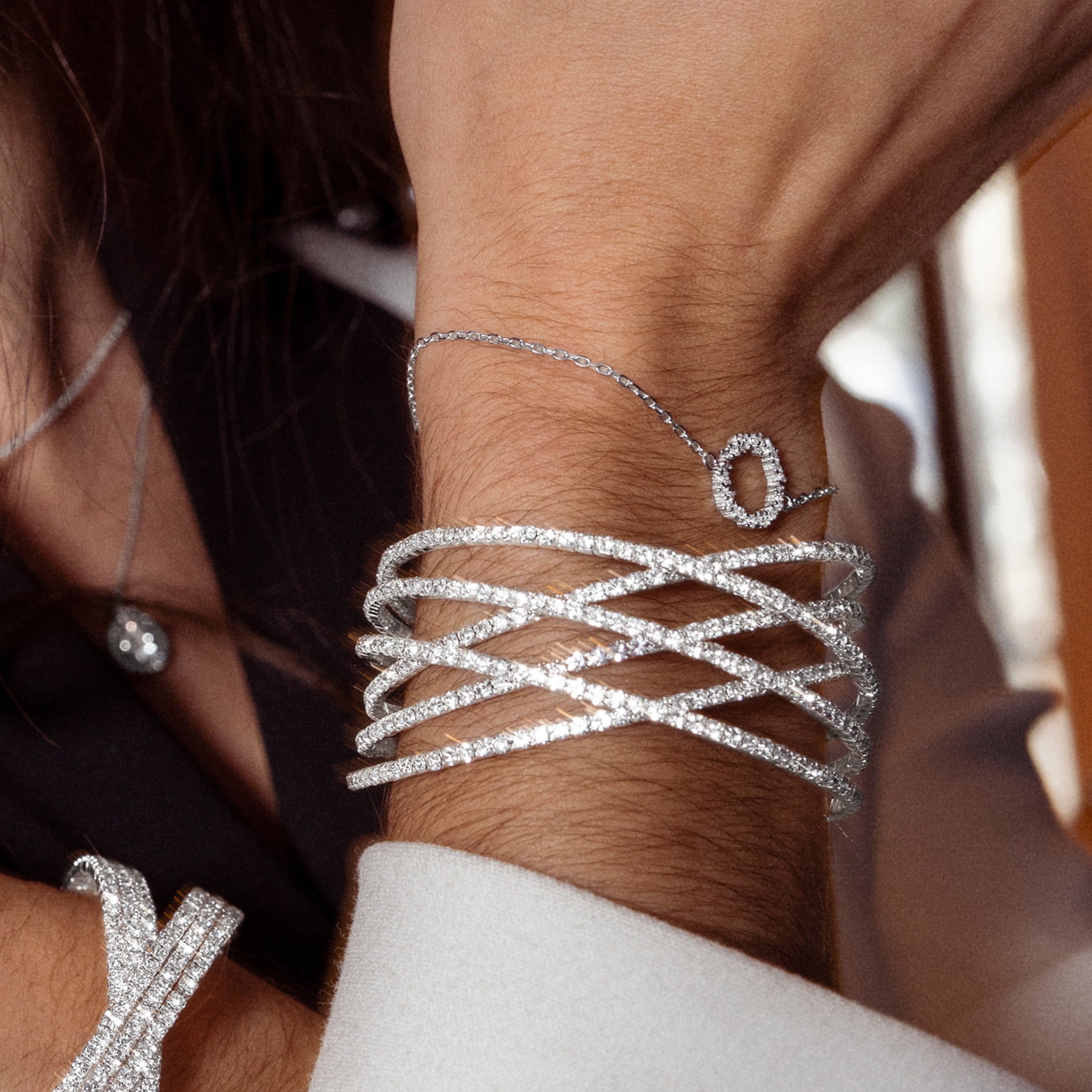 Pulsera acabada en rodio - Mobu
