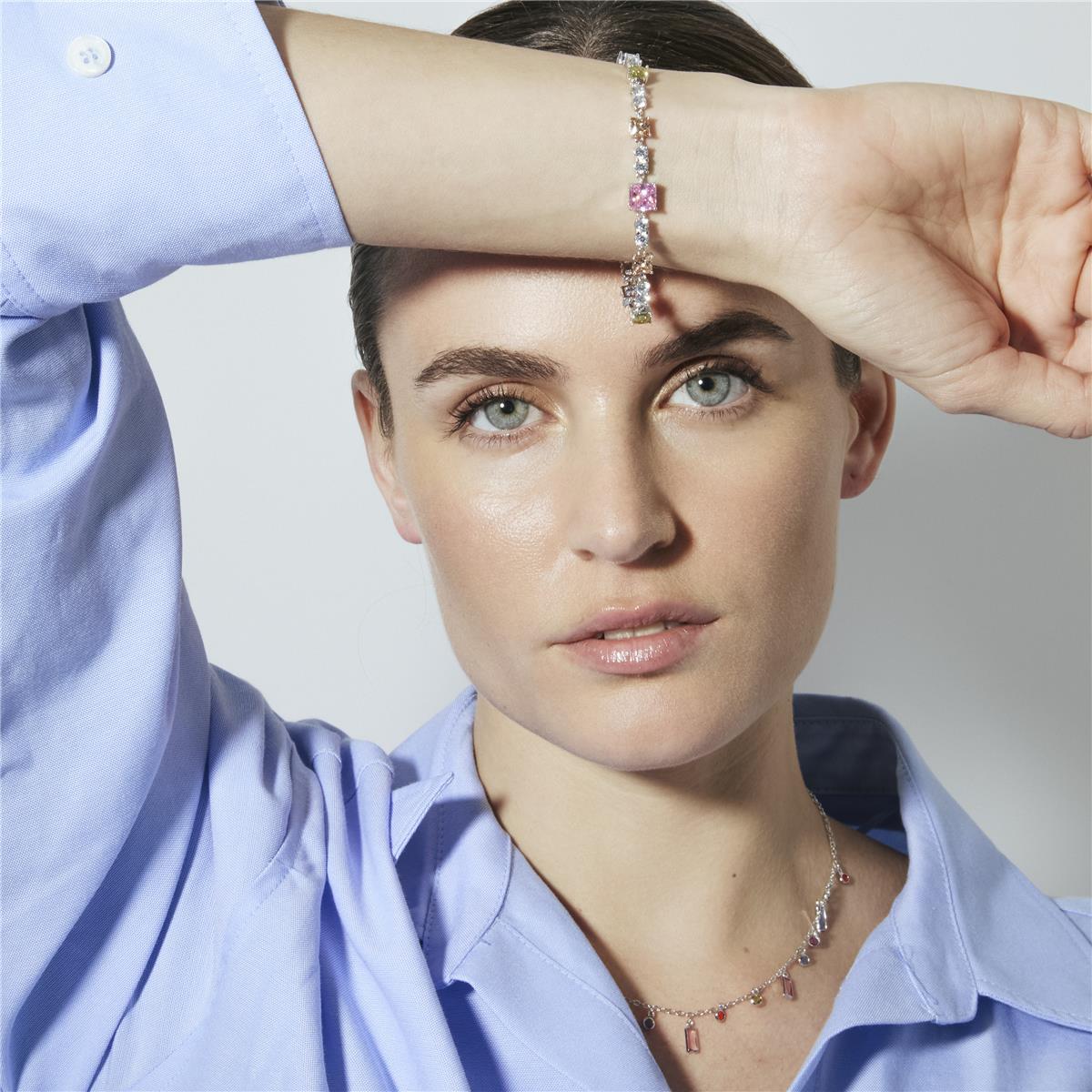 Bracciale con zirconi multicolore finitura in rodio - Rewish
