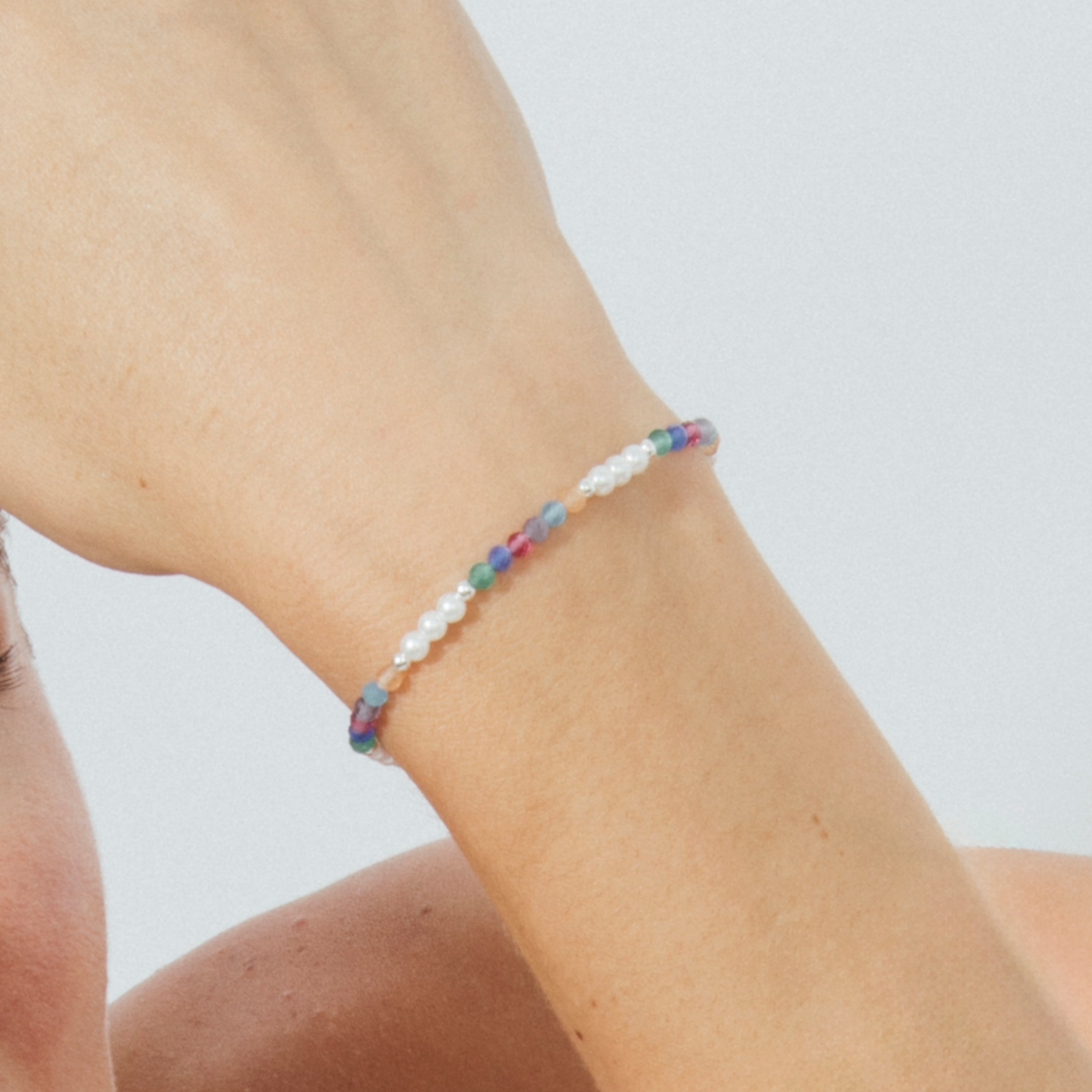 Multicolor Kristallarmband mit Rhodium-Finish - Sury