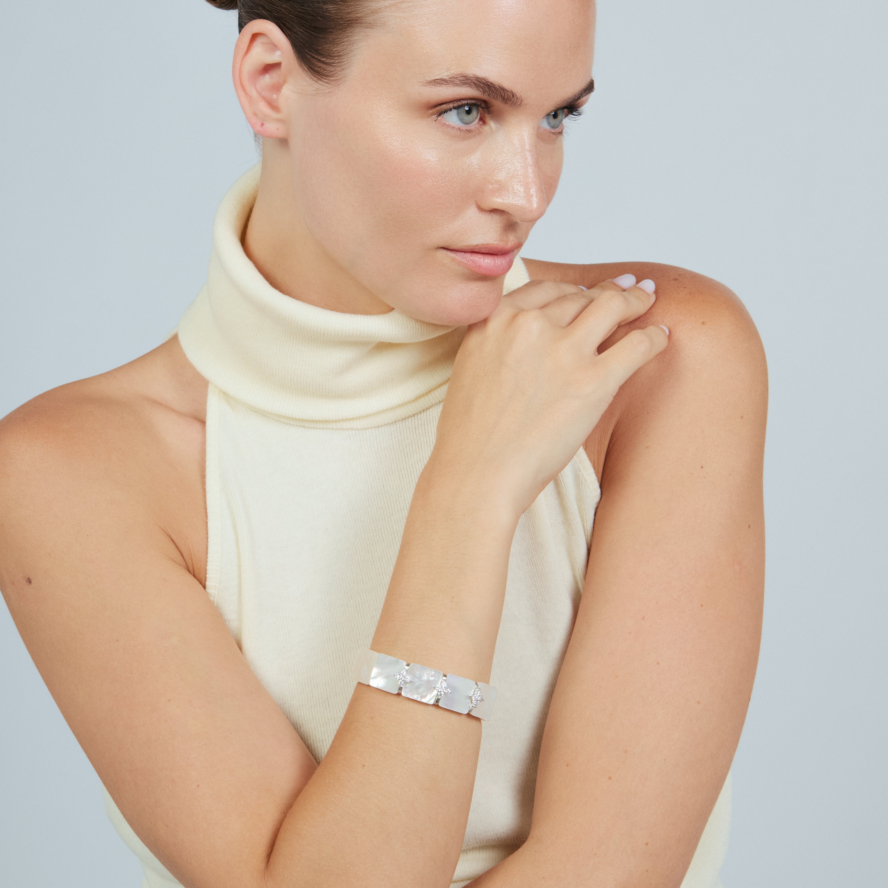 Pulsera de Madreperla Blanca acabado en rodio - Tsulah