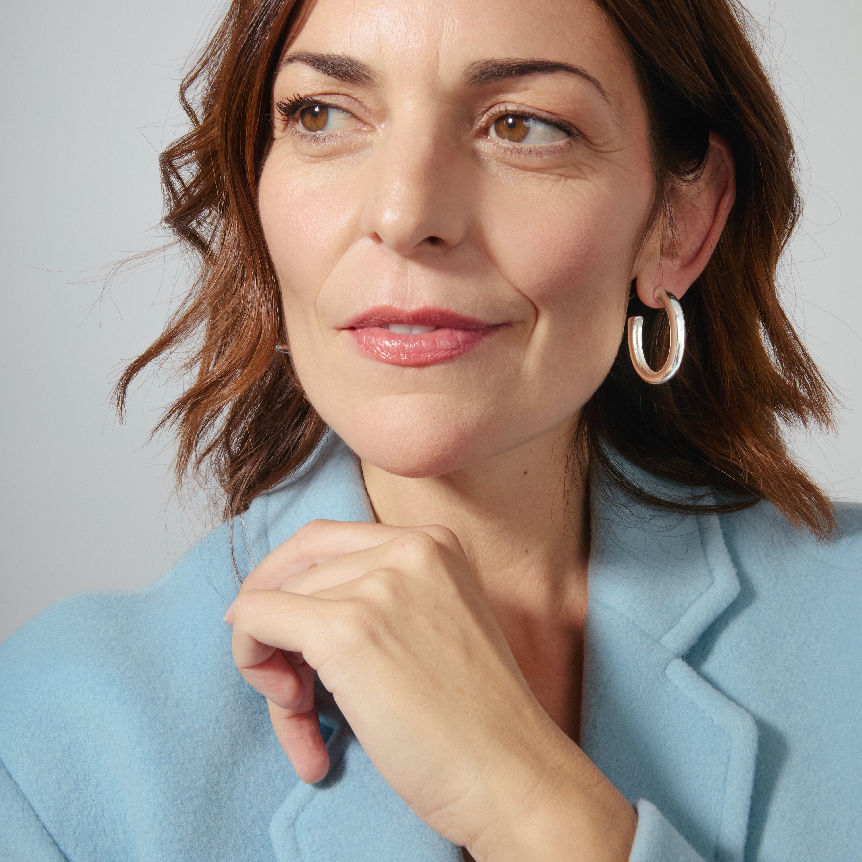 Brincos de 36mm de diâmetro com acabamento em ródio - Hewcar