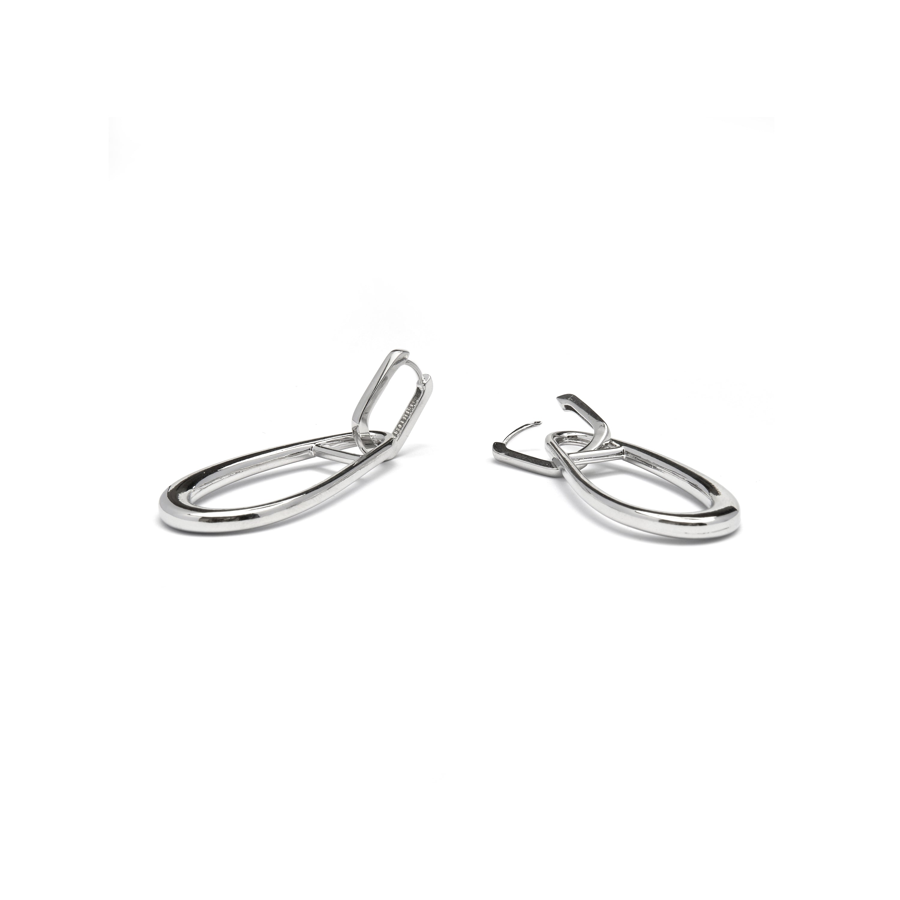 Boucles d'oreilles Salsah finies en rhodium