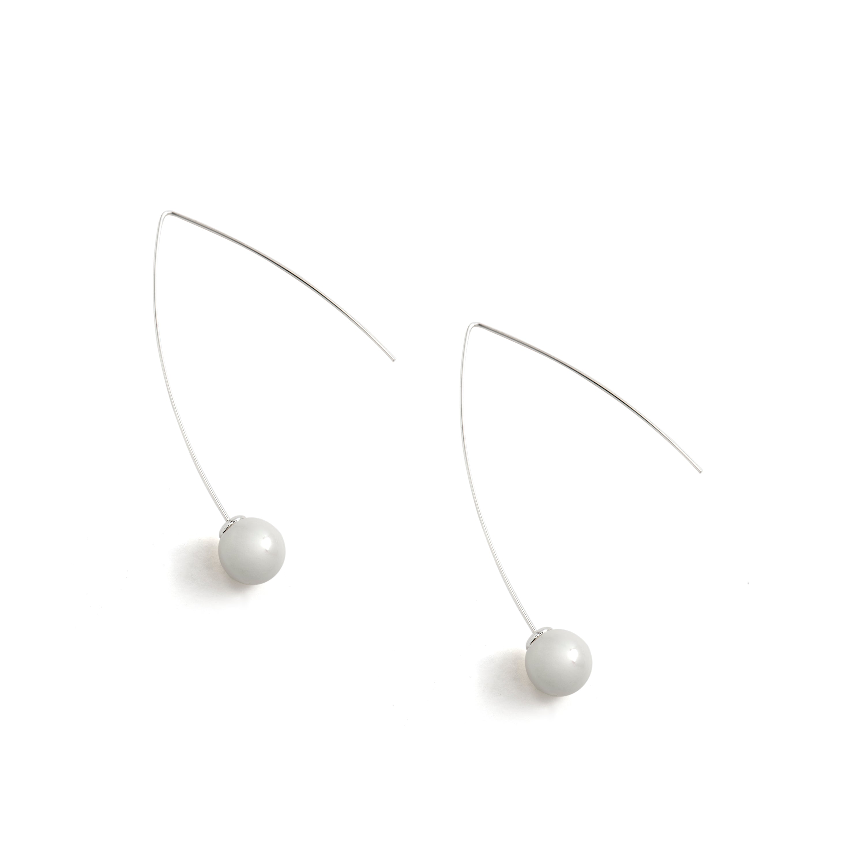 White Pearl Earrings with Silver Finish - Gesis