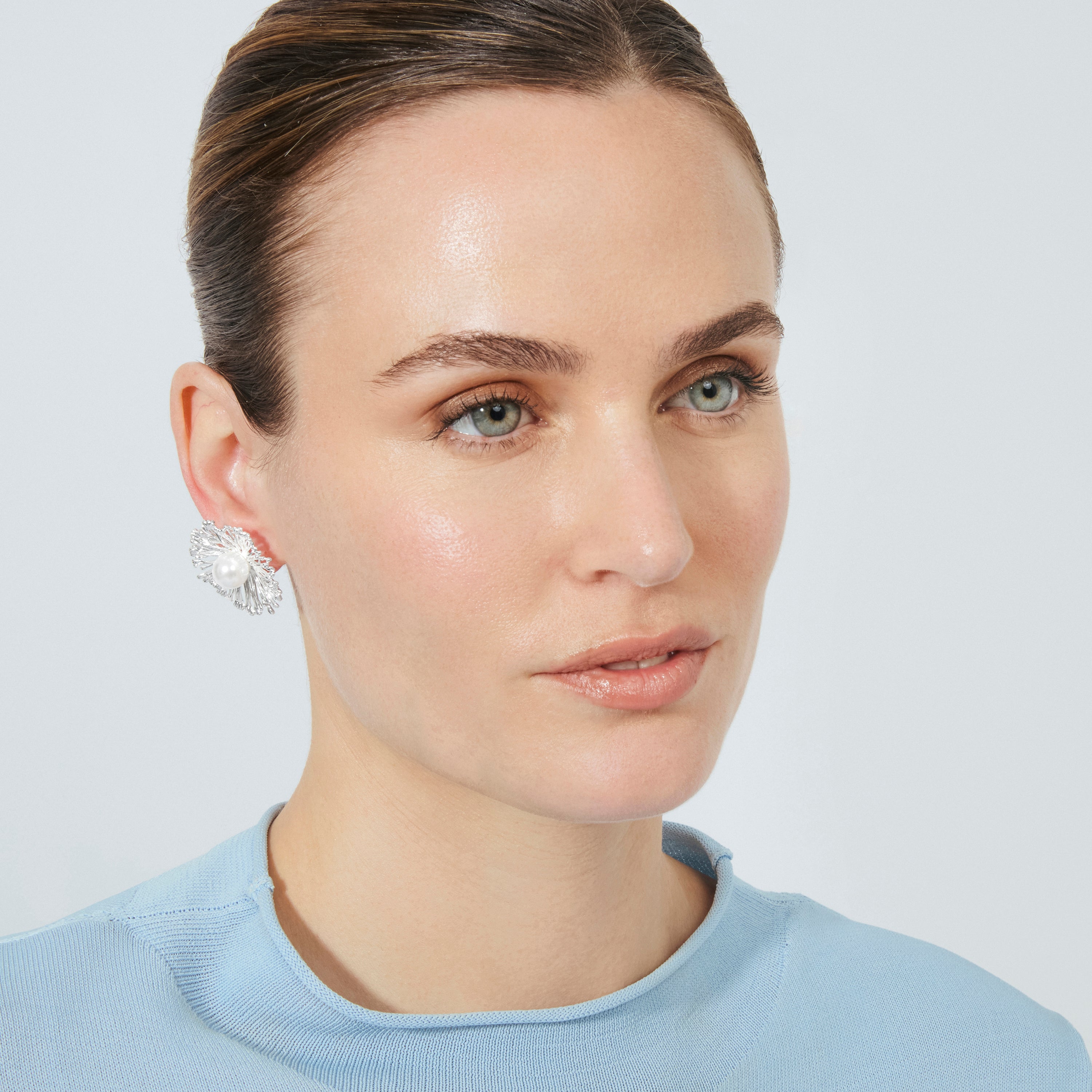 Boucles d'oreilles en perle blanche finition argent - Lentio