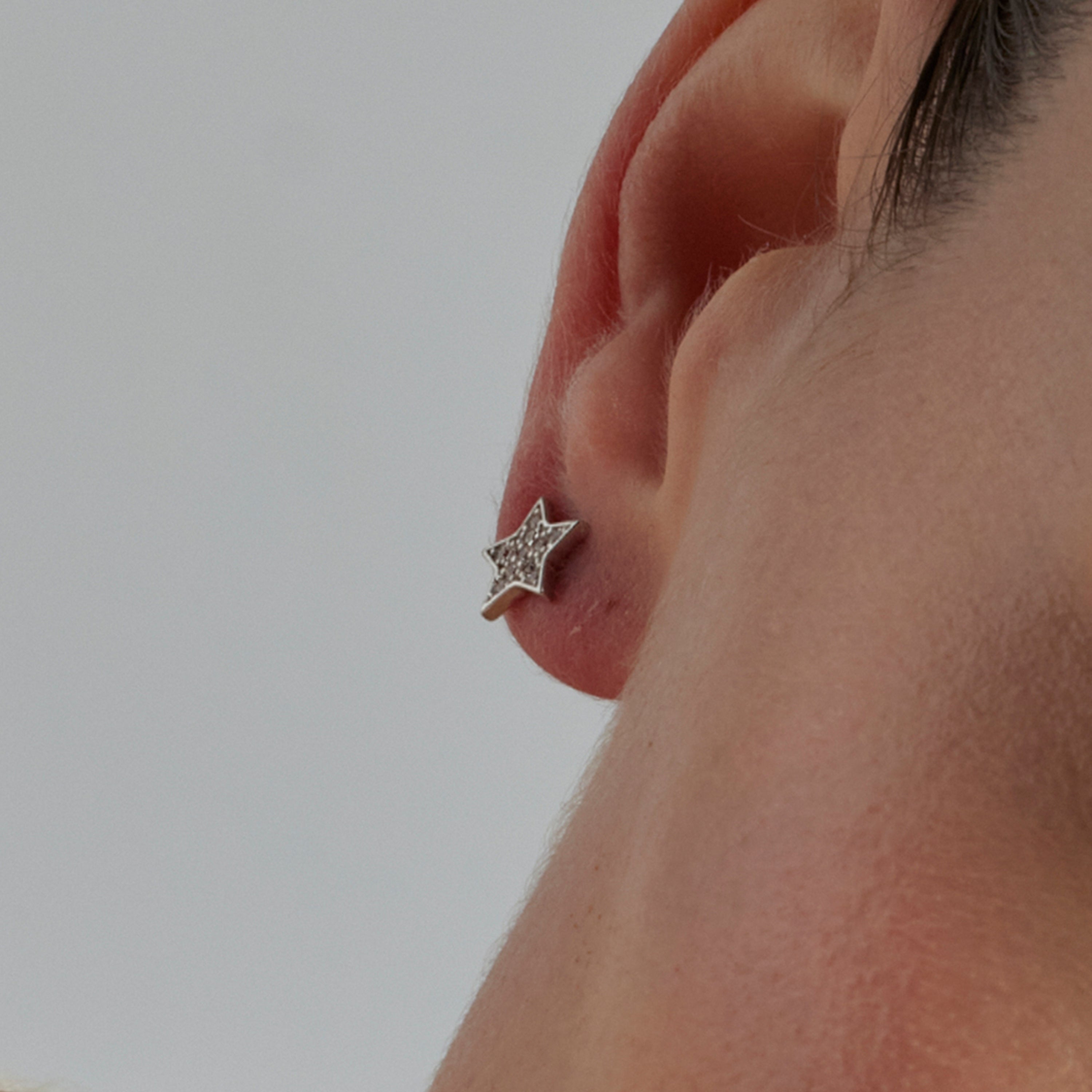 Orecchini in Zirconia Brillante finiti in rodio - Fayu