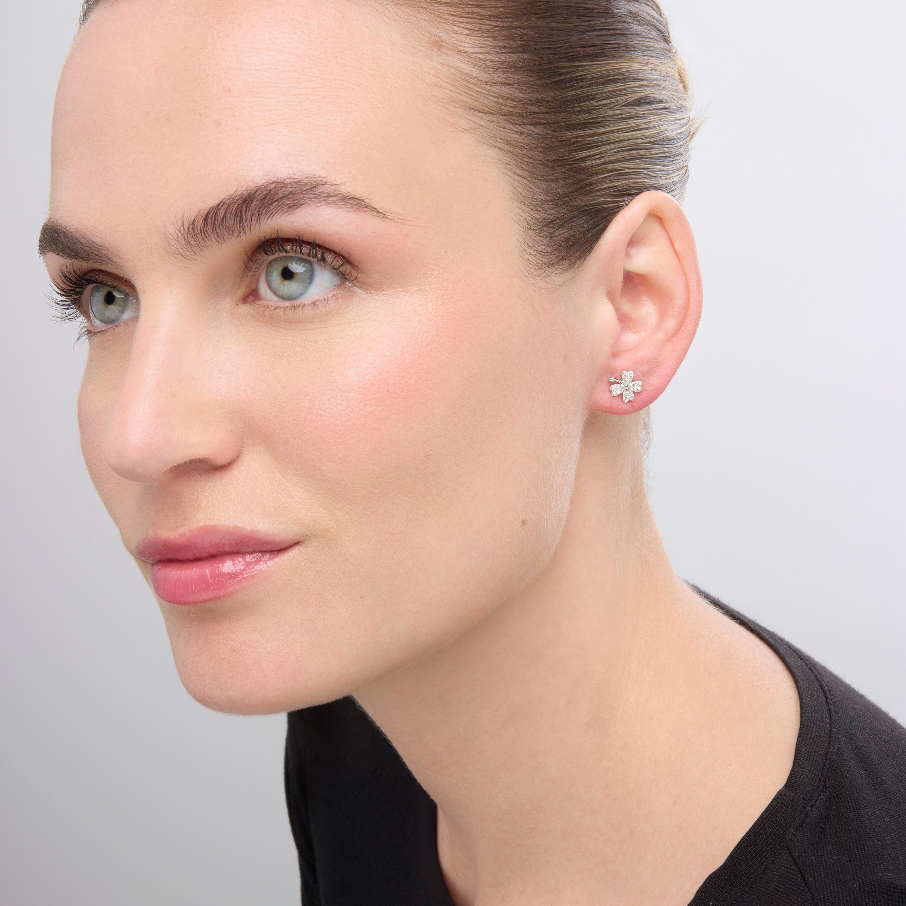 Orecchini in Zirconia Brillante finiti in rodio - Ukkan