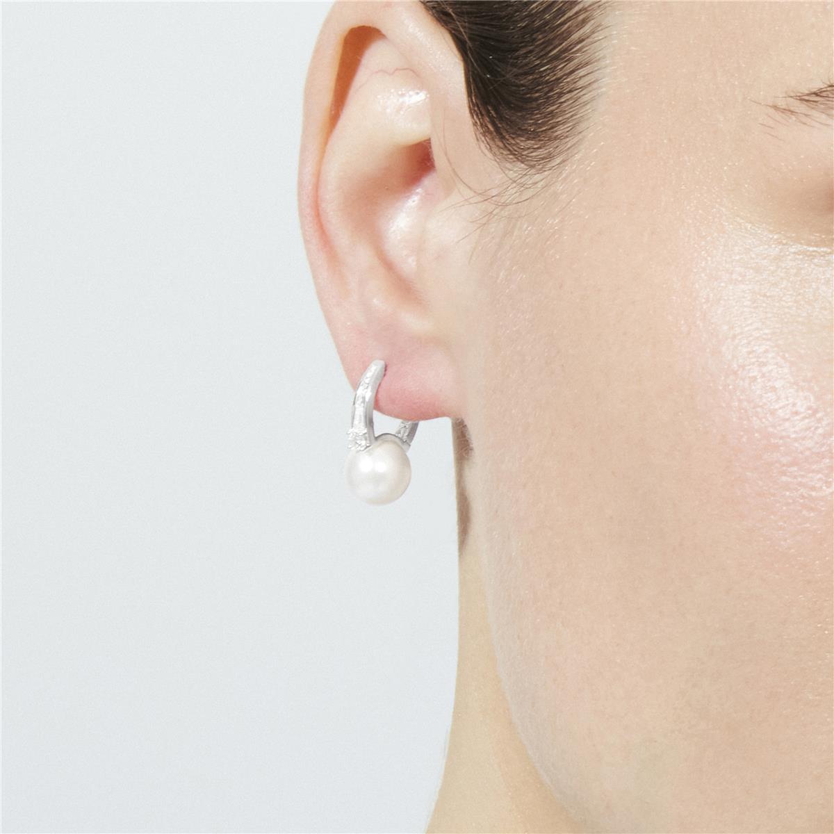 Boucles d'oreilles en nacre blanche finition argent - Tyasmi