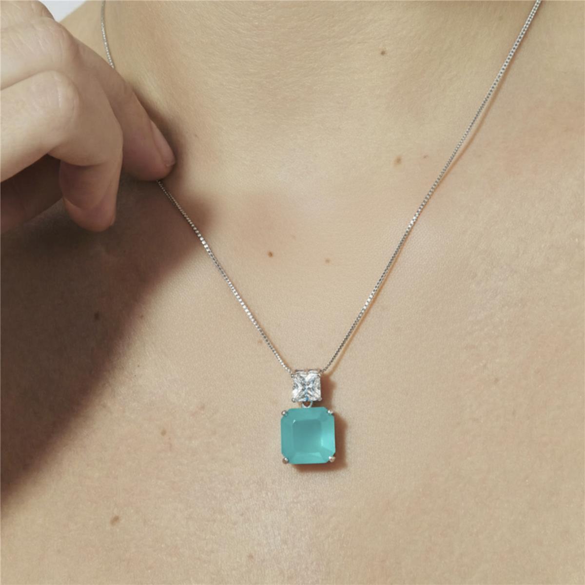 Collar de Cuarzo Hidrotermal Verde Paraiba Acabado En Plata - Bodet