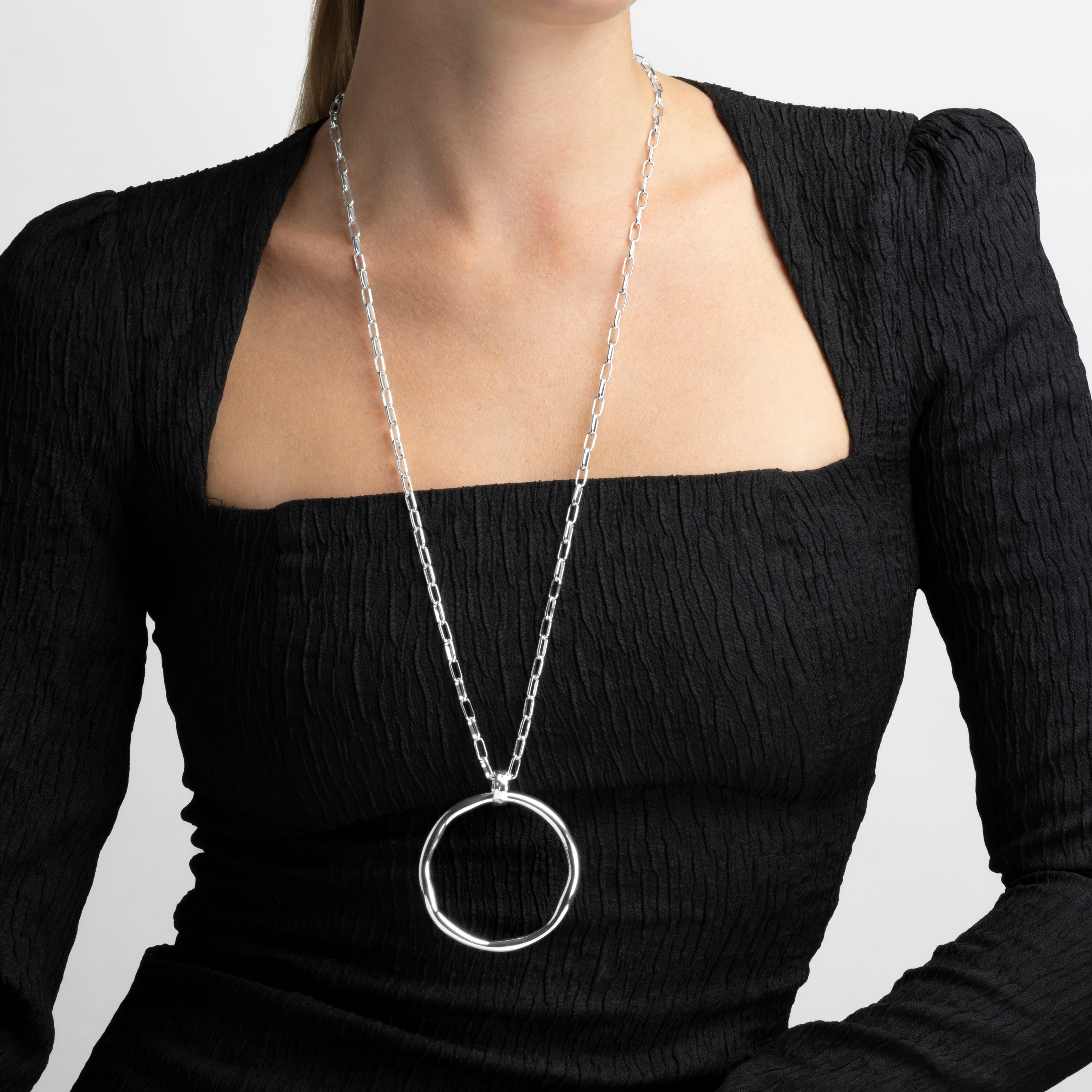 Colar acabado em ródio - Laksy