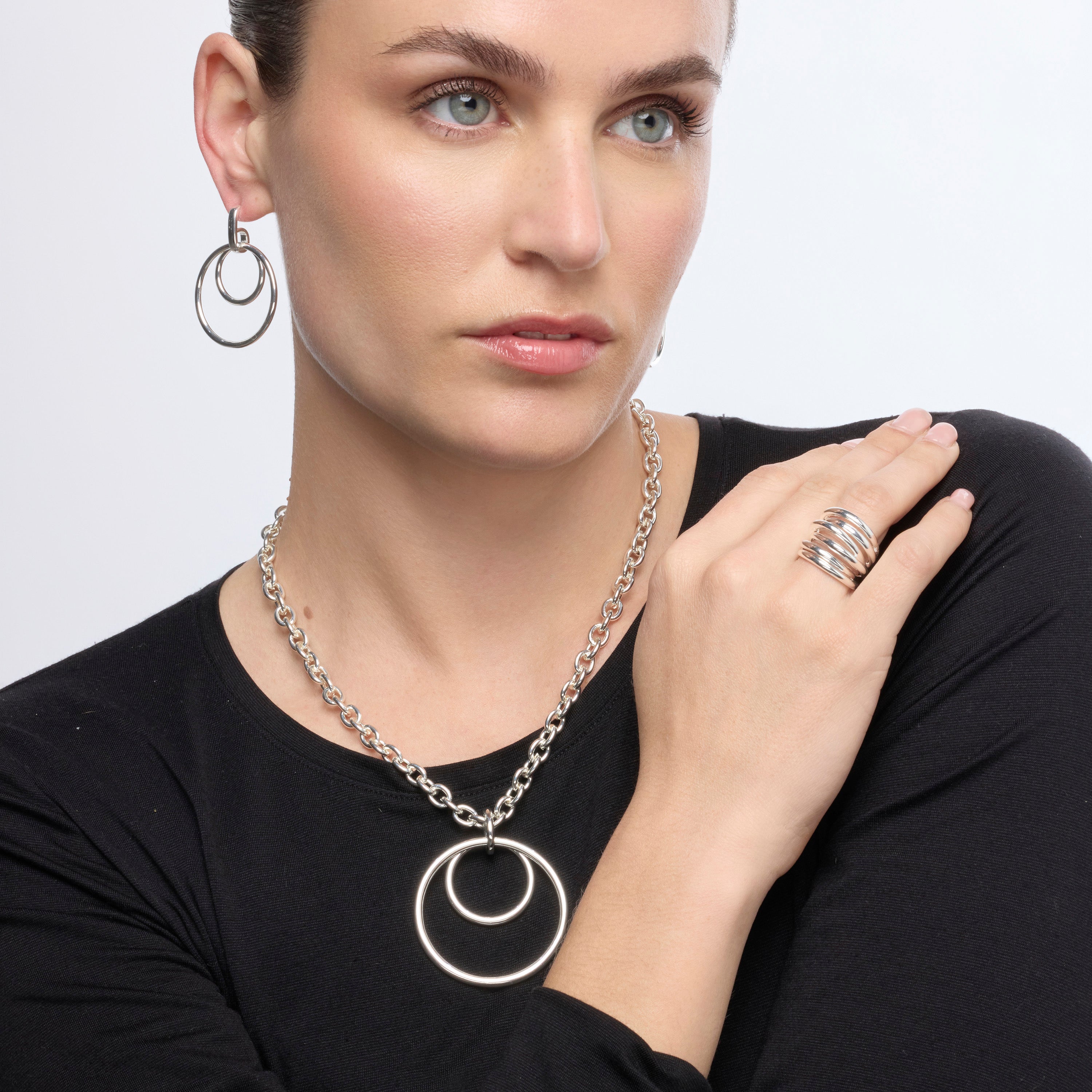 Collier finition argent - Makir