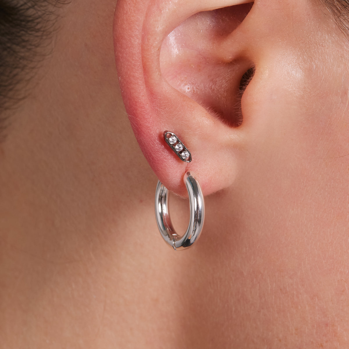 Piercing in titanio - Leosgel