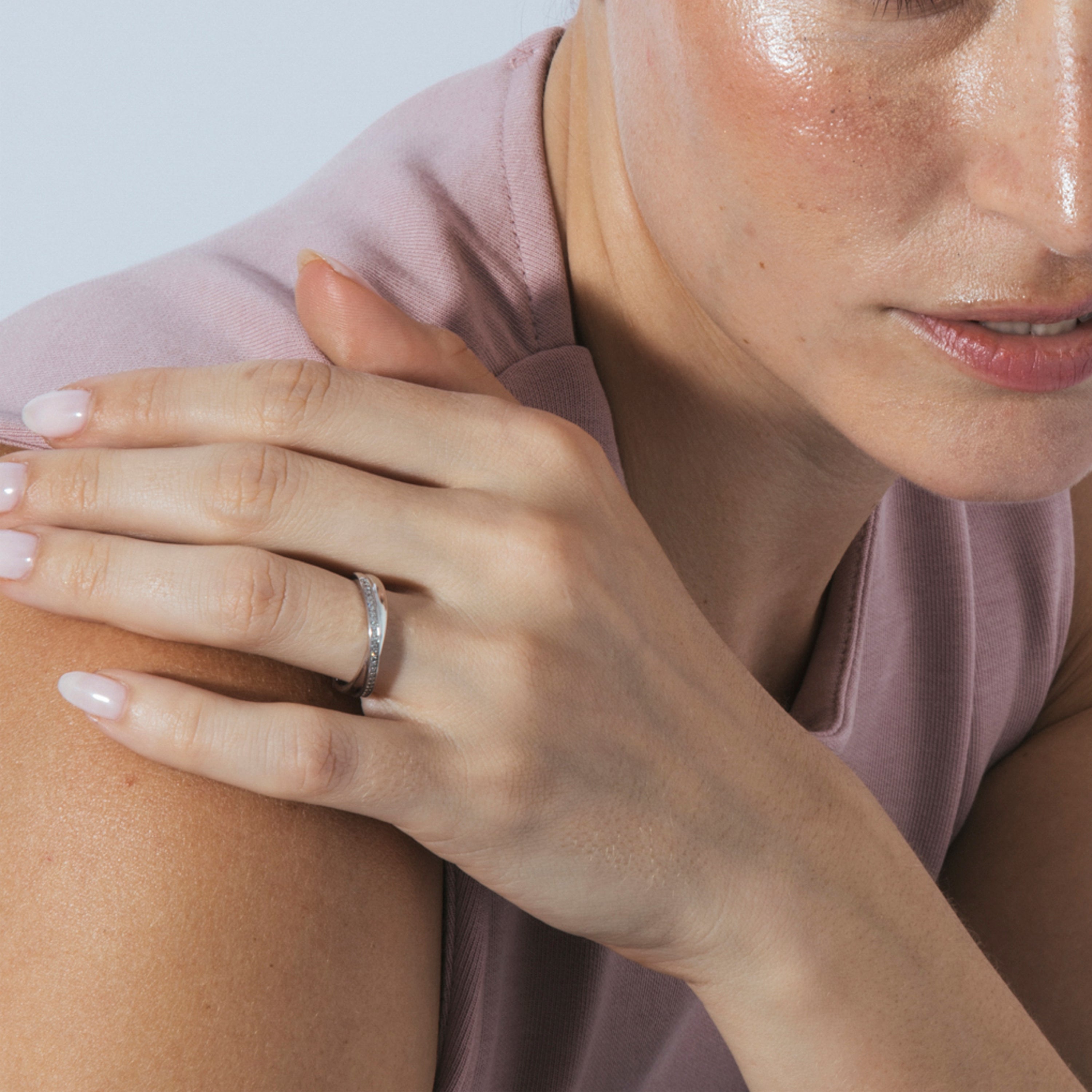 Anillo de Plata de Ley 925 y Circonita Brillante acabado en rodio - Tarmi