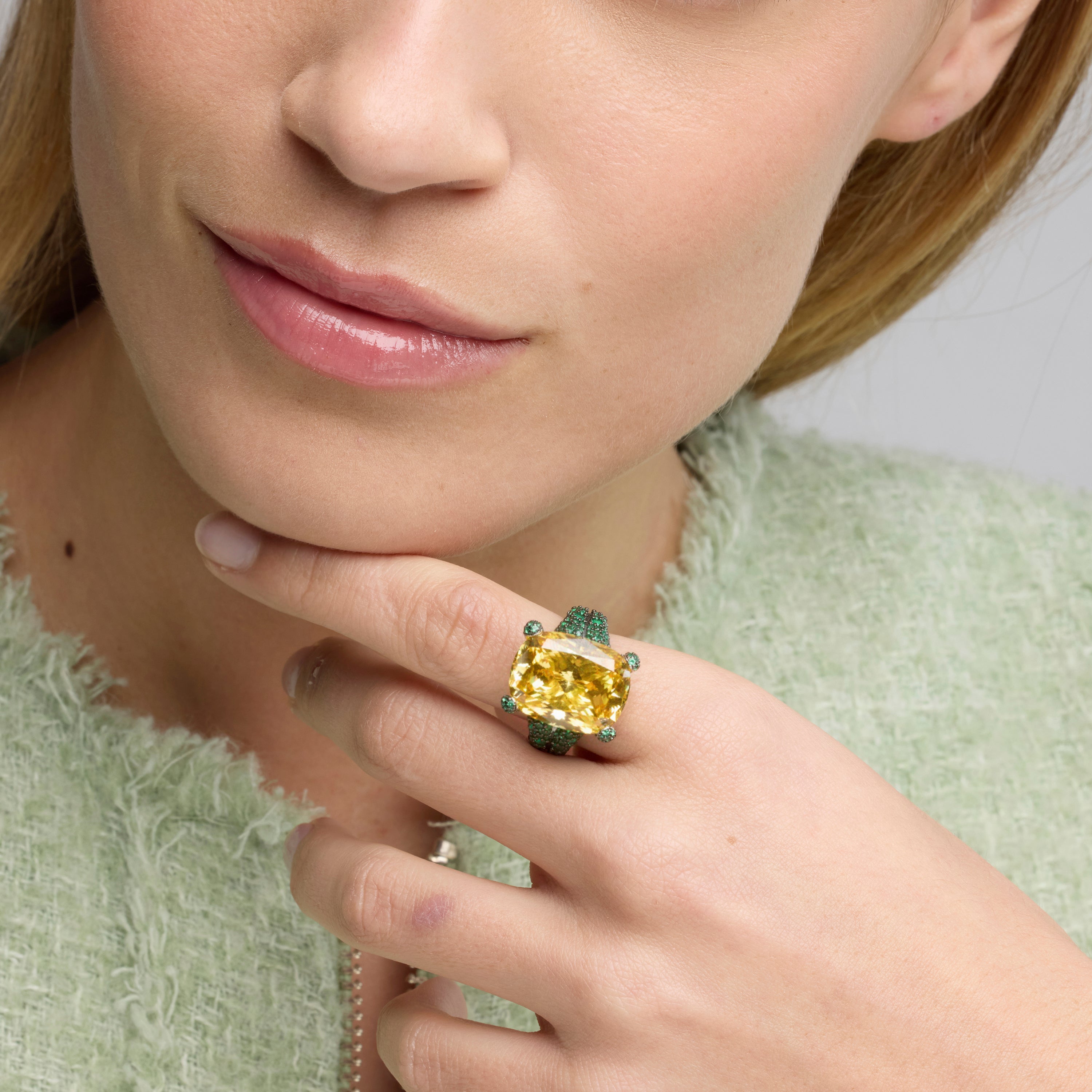 Anel de Prata de Lei 925 e Padparadscha acabamento em ouro amarelo de 18k - Talial