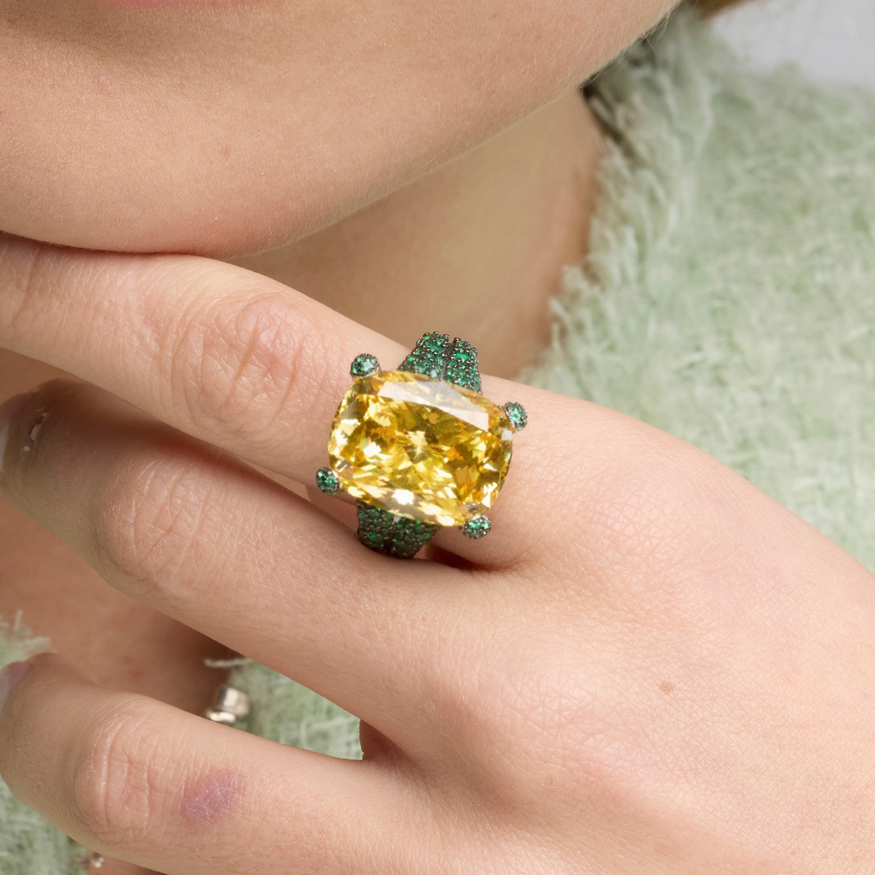 Anel de Prata de Lei 925 e Padparadscha acabamento em ouro amarelo de 18k - Talial