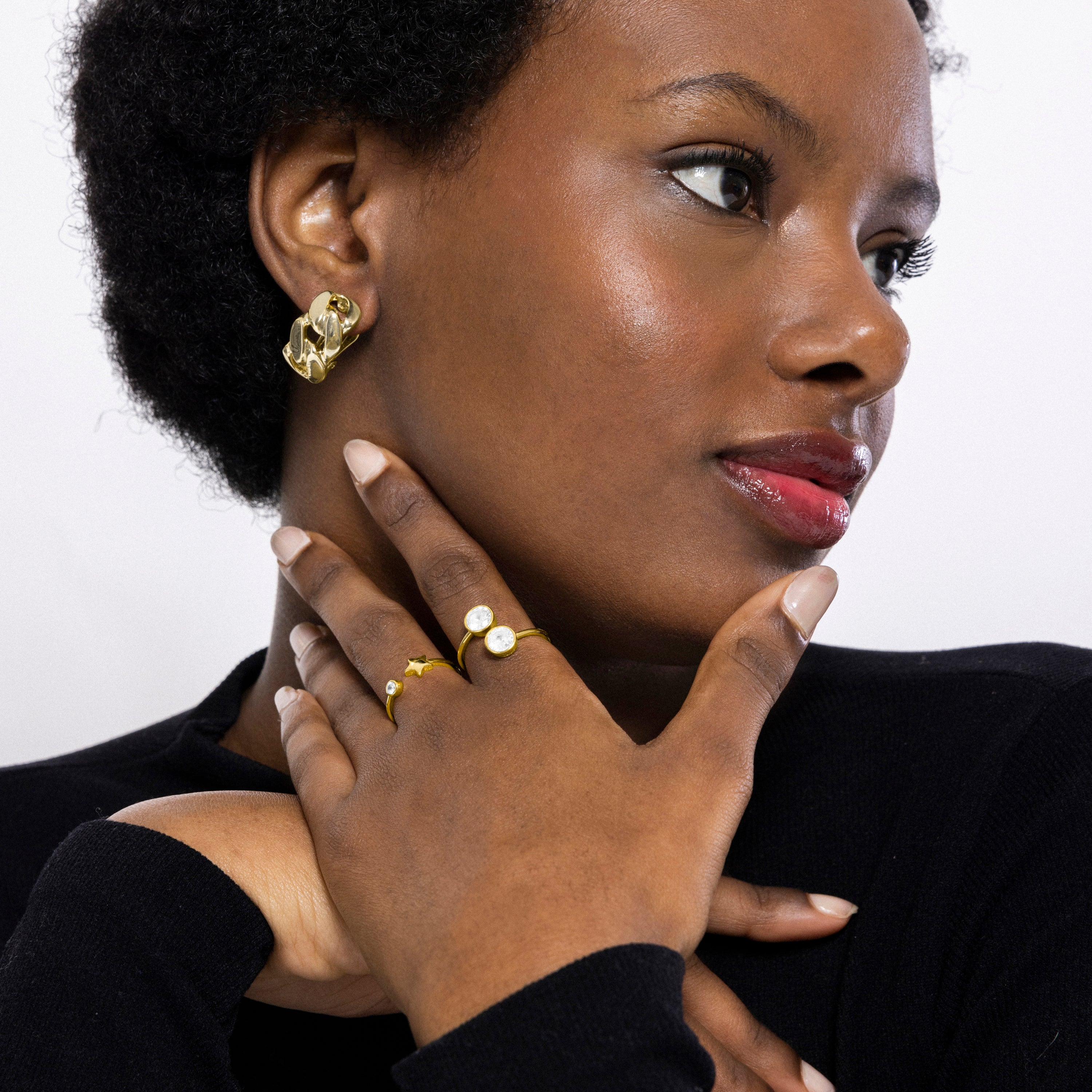 Anillo de Plata de Ley 925 y Circonita Brillante acabado en oro amarillo 18K - Abne