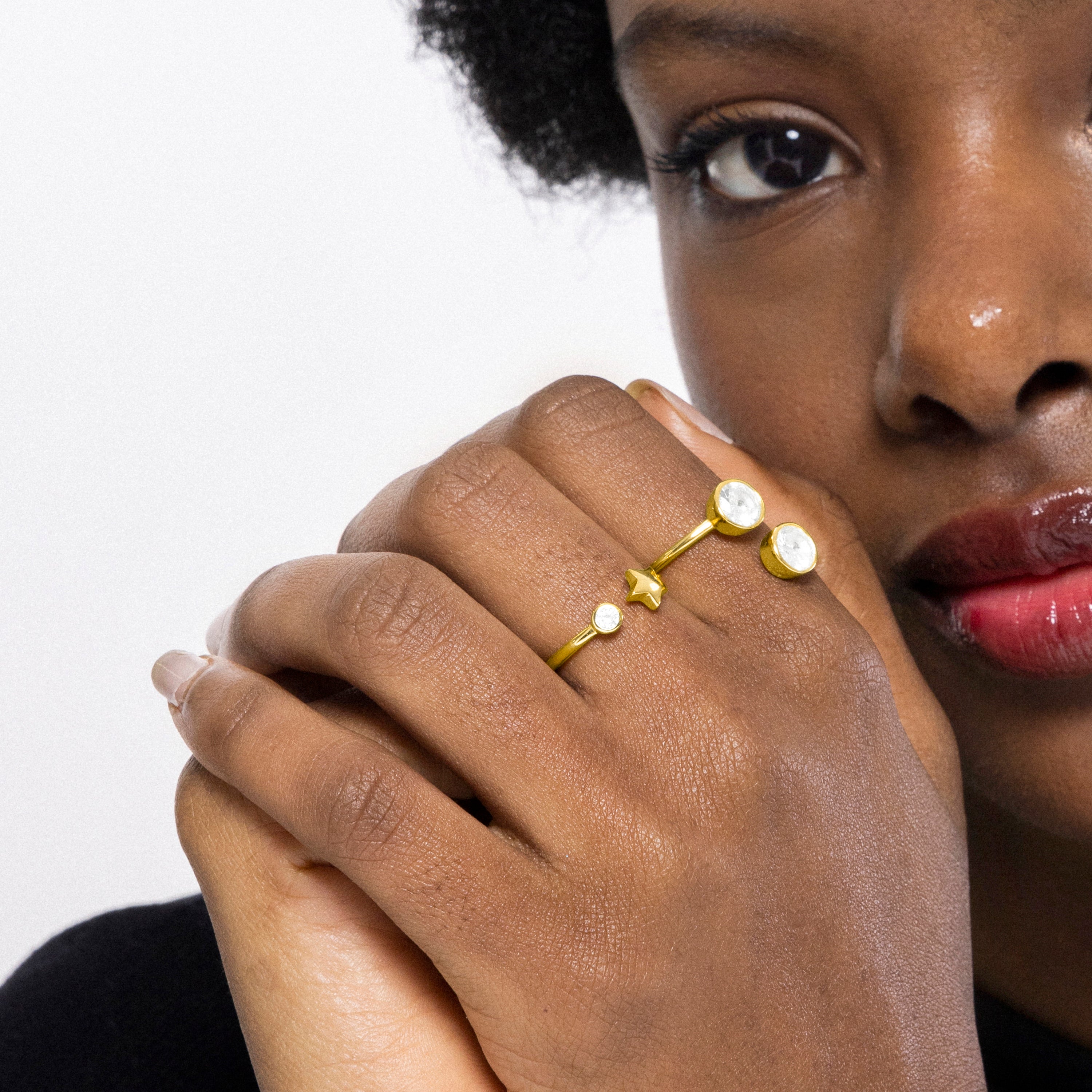 925er Silberring mit Zirkonia, vergoldet mit 18K Gelbgold - Abne